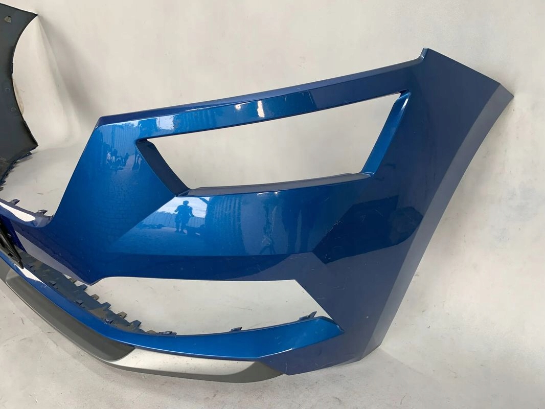 Skoda Kamiq 19r PDC bumper front front 2019