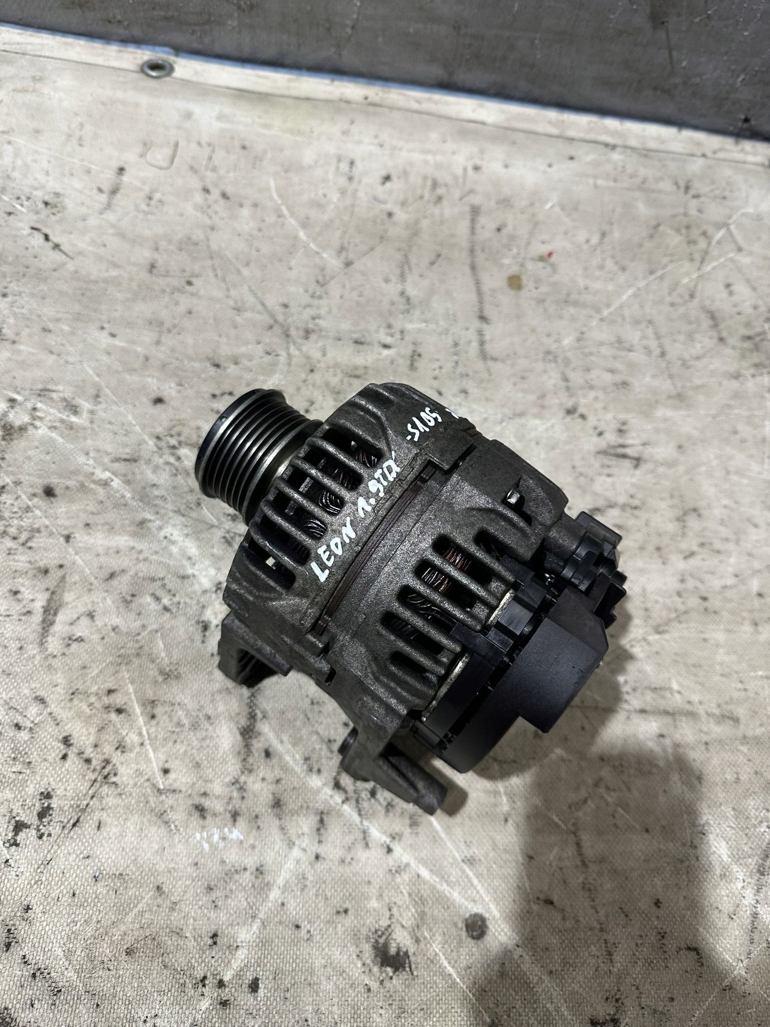ALTERNATOR SEAT LEON 1.9TDI 038903024D
