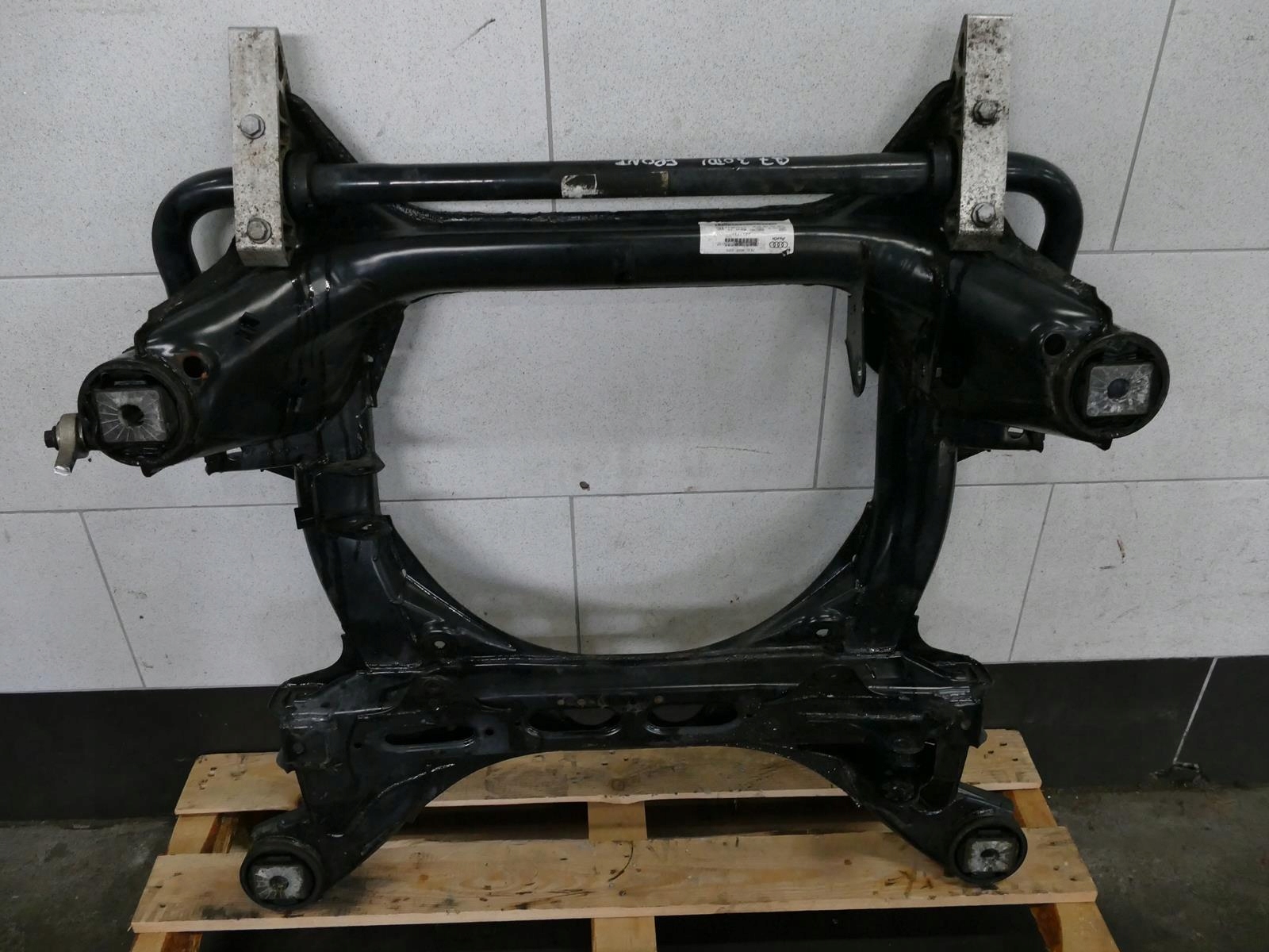 AUDI Q7 4L 3.0 TDI axle beam subframe axle beam sider TRAWERS front