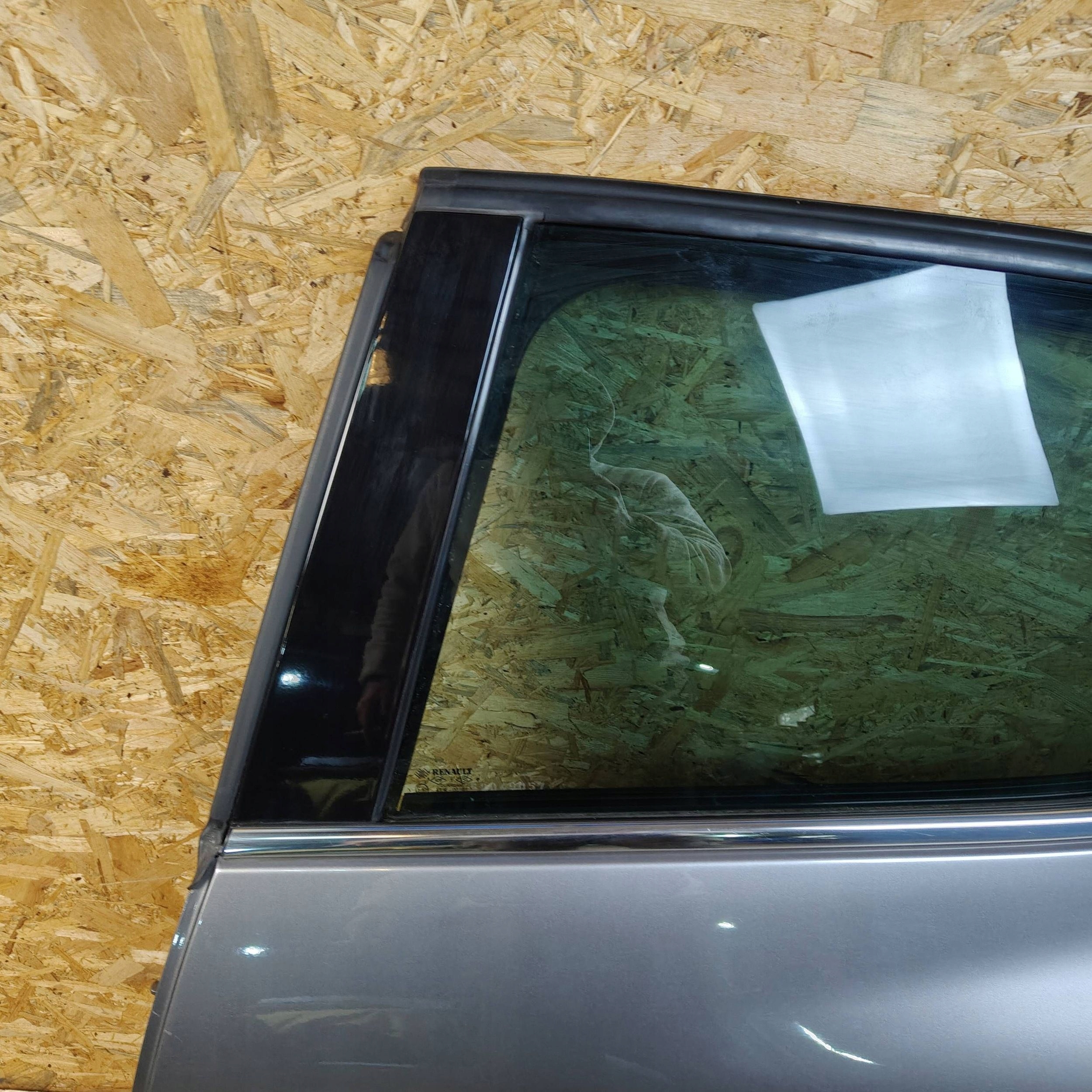 door rear. rear part side left Renault Clio IV HB