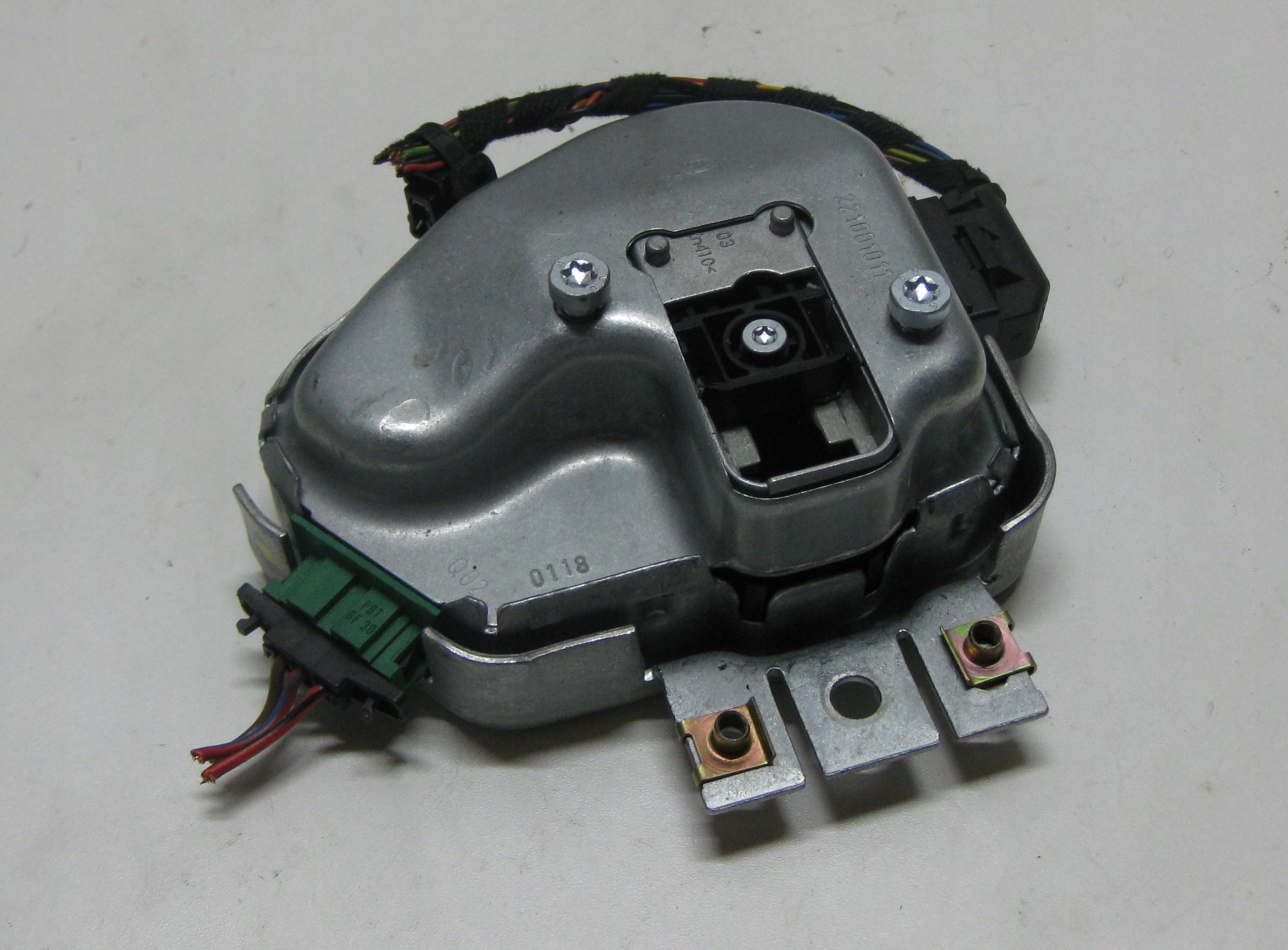 AUDI A6 C6 2.4 6V 05R Serrure Colonne de direction Volant 4F0905852E