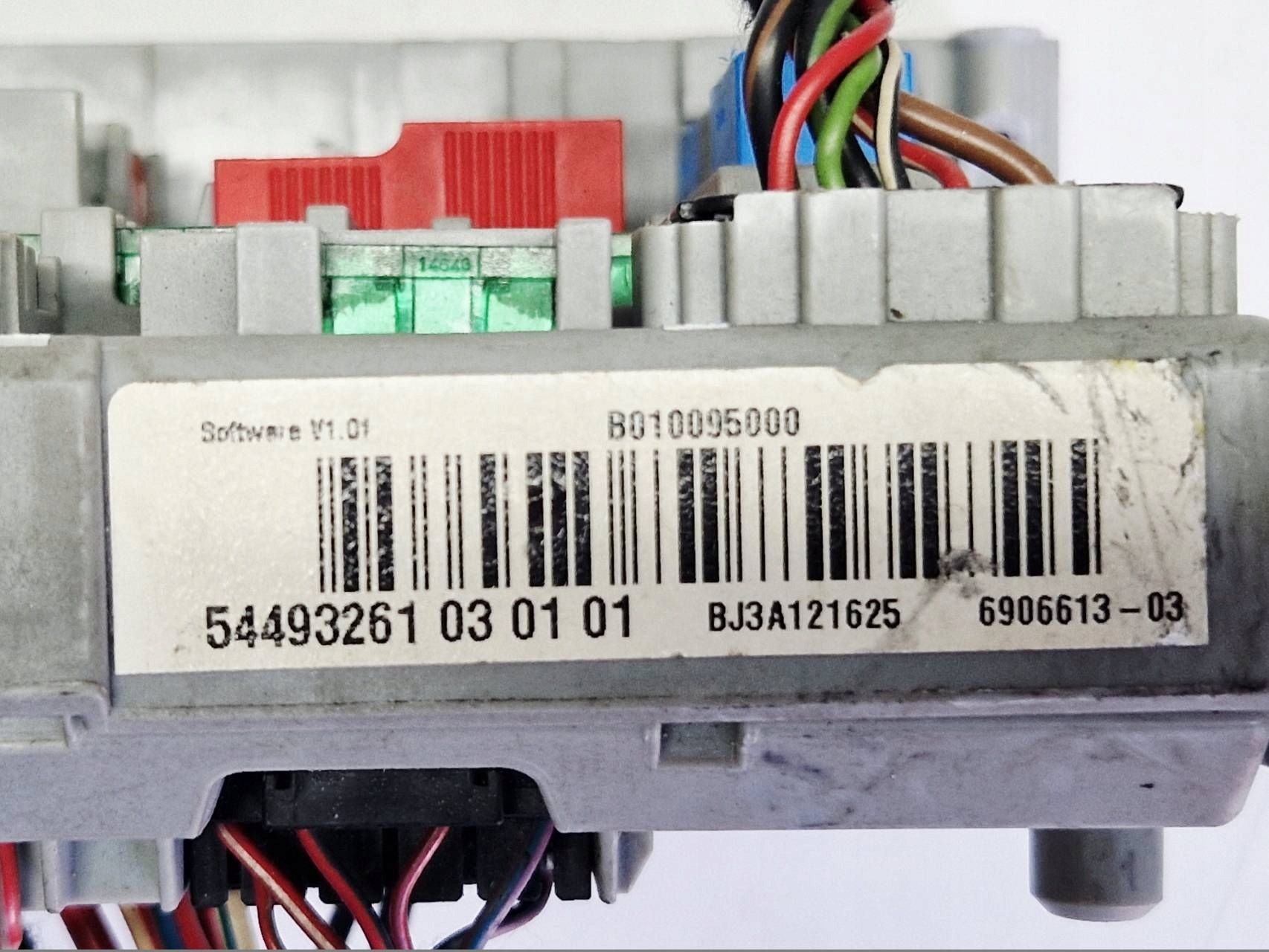 Module fusibles BMW 1 E81 E87 B010095000
