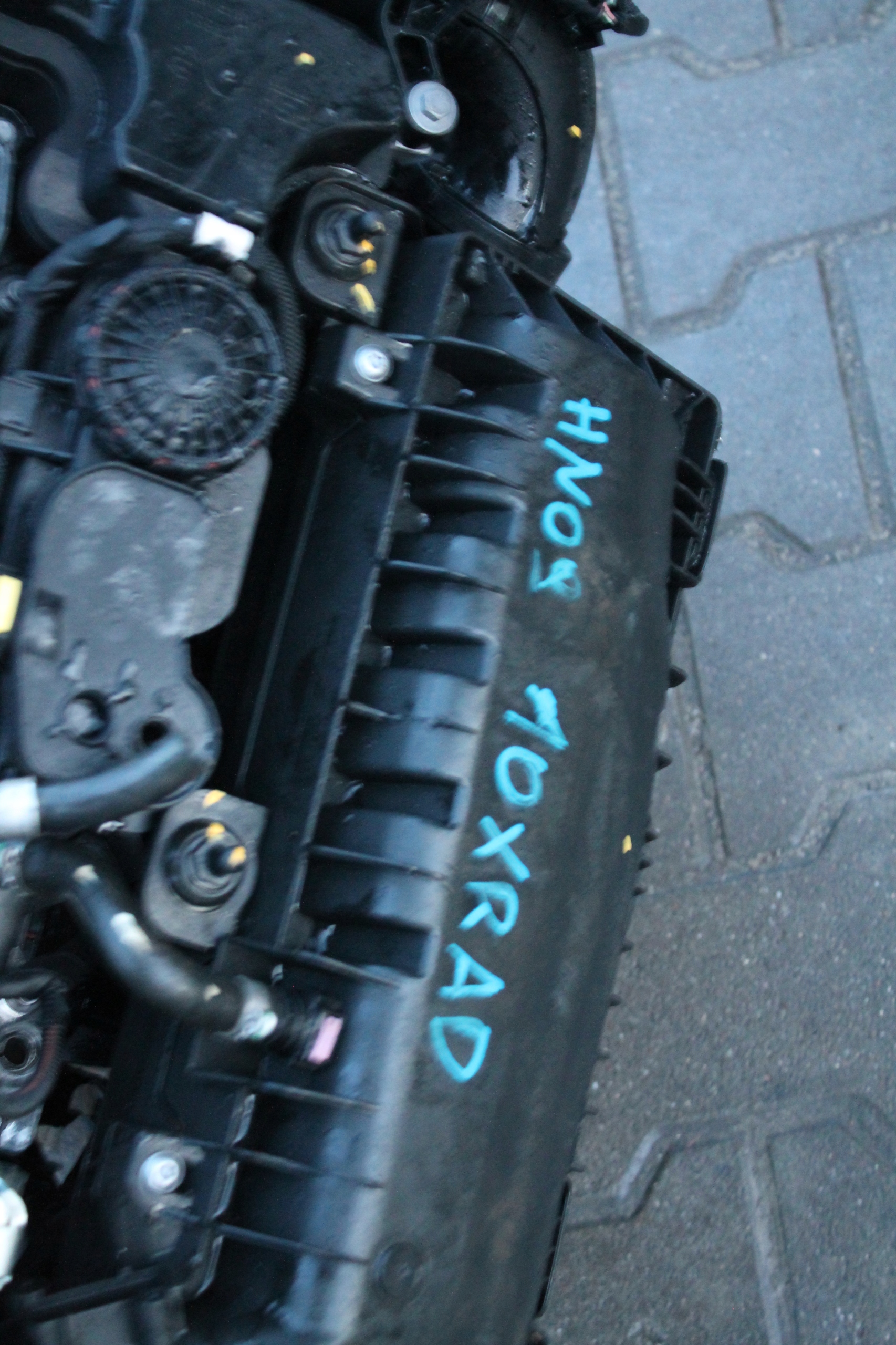 engine complete PEUGEOT 1,2 10XRAD PSA HN09 10TYSKM