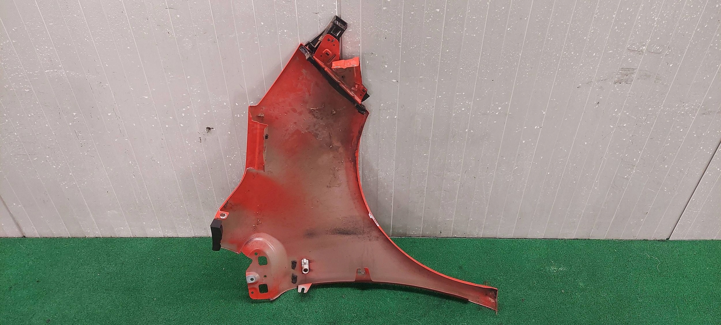 fender left front +support OPEL MERIVA B LAK: Z547