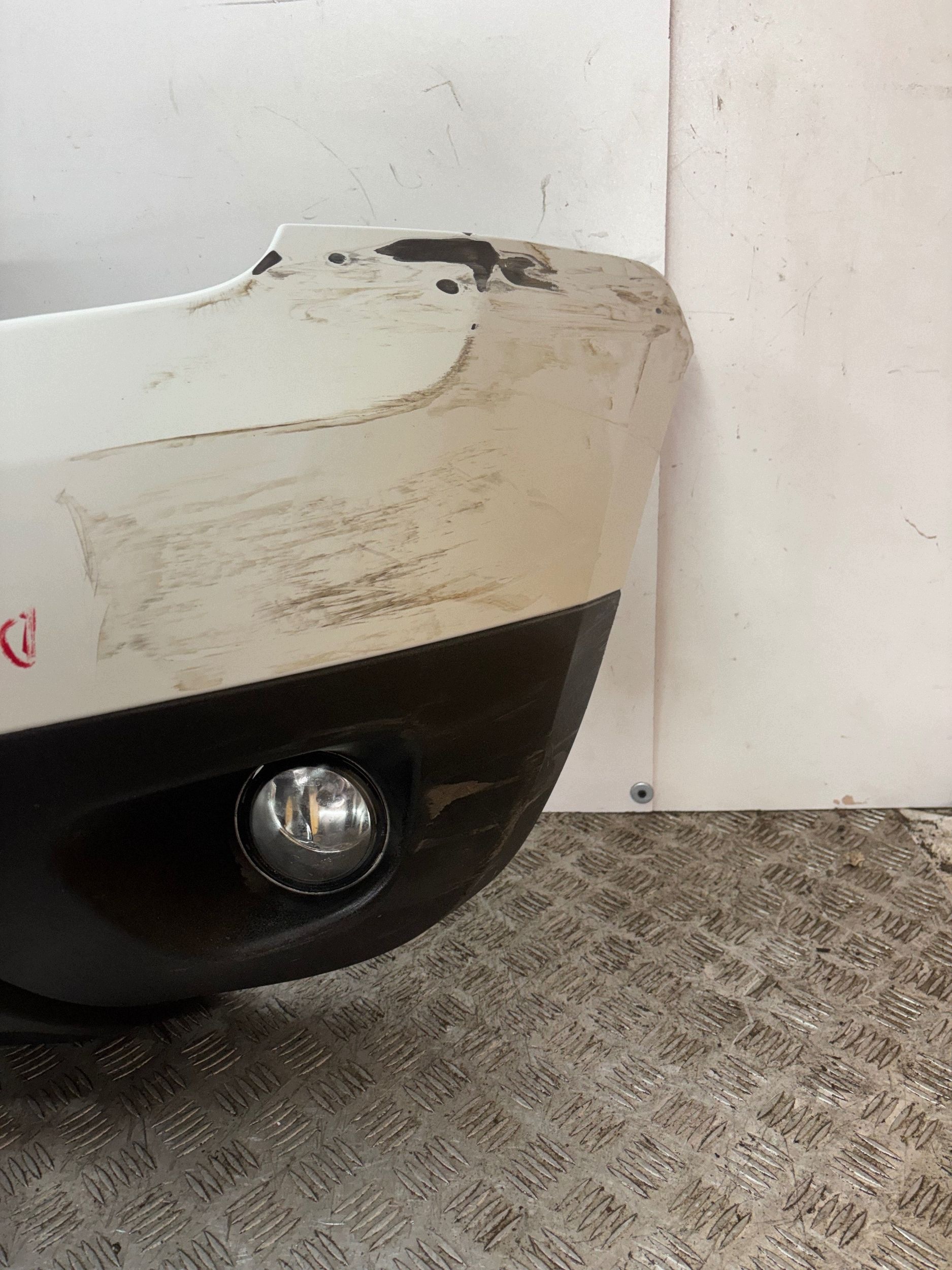 nárazník předek přední DACIA DUSTER a 10