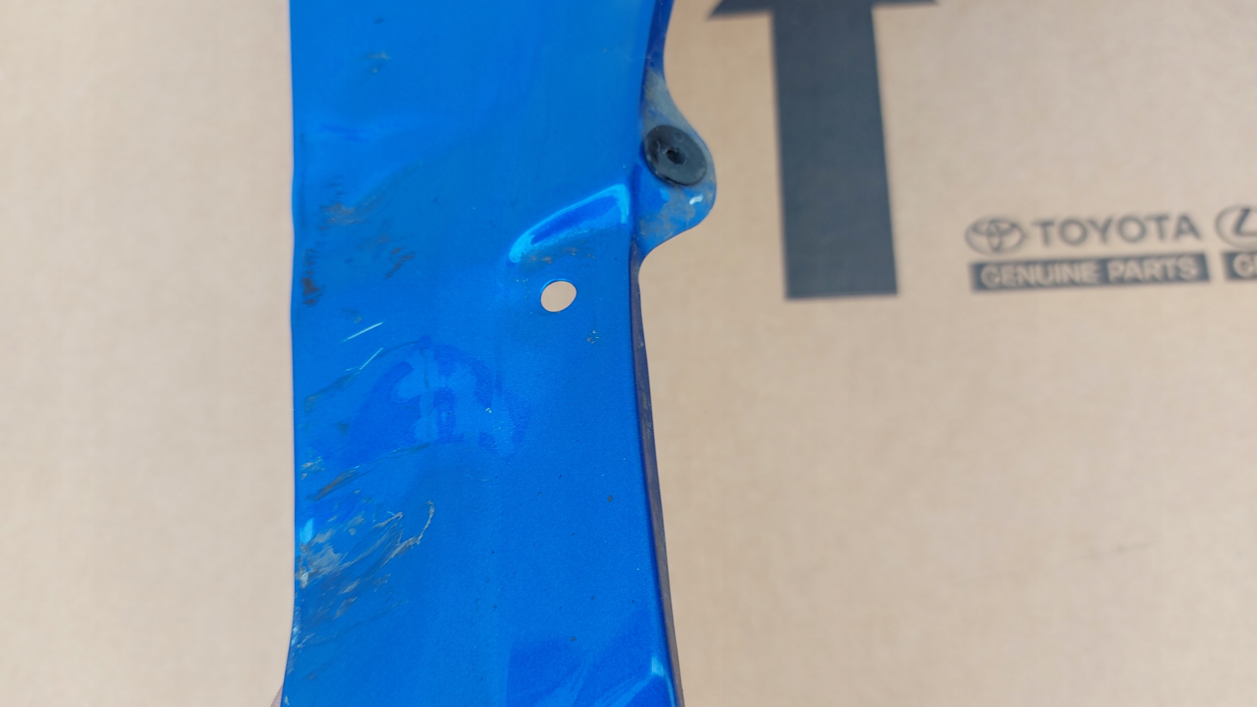 fender right front TOYOTA CHR C-HR 16