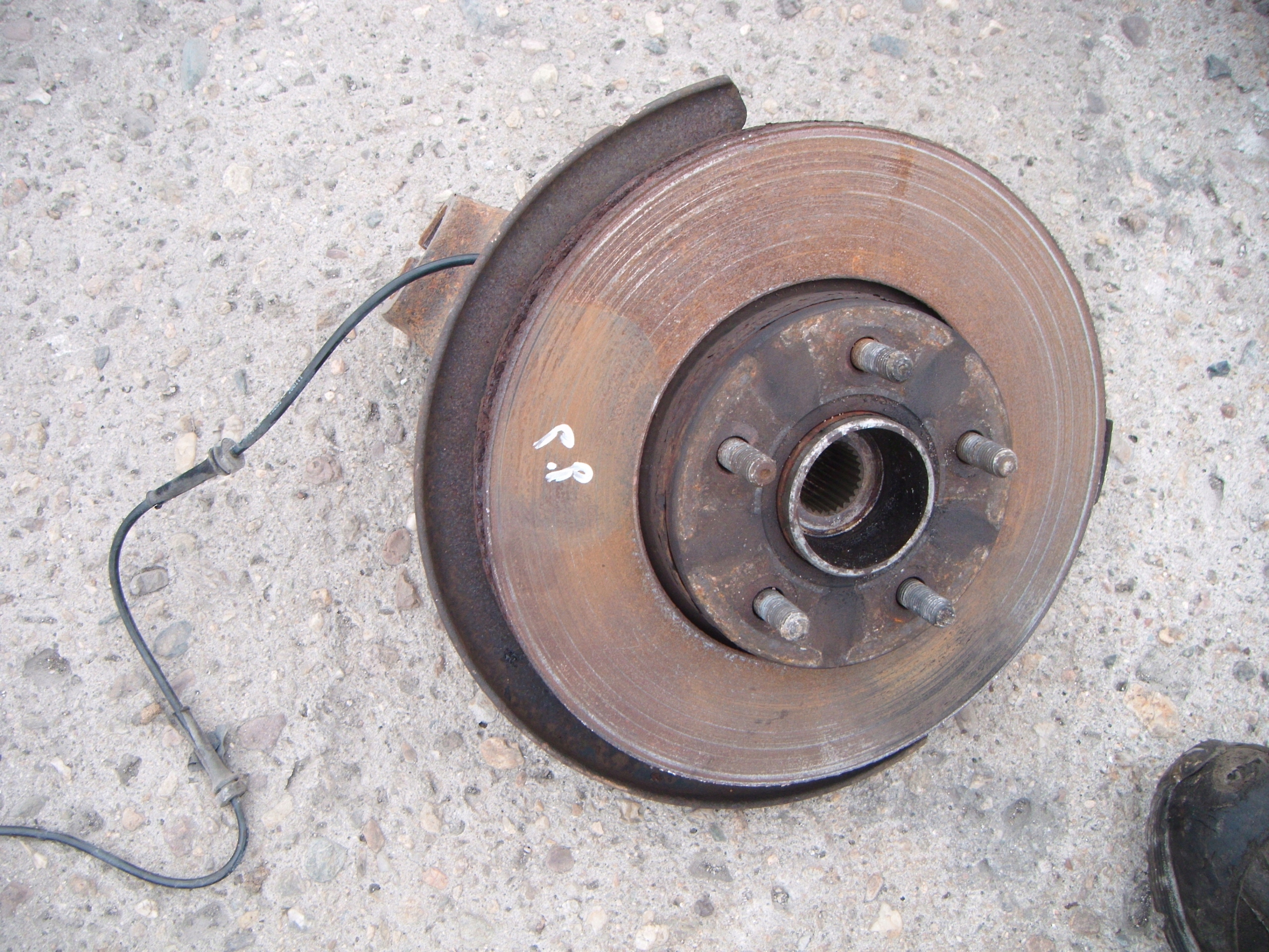 FORD FOCUS MK3 10- 1.6 TDCI ZWROTNICA PIASTA P. P.