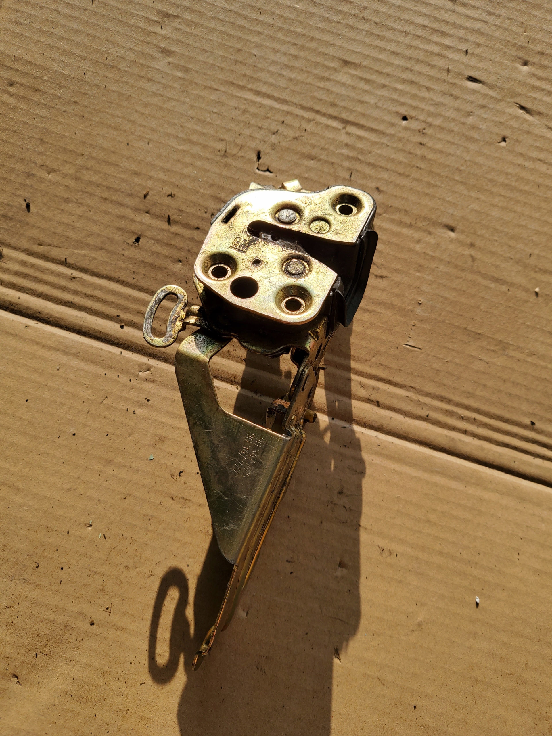 lock door left front OPEL OPEL VECTRA A 90277853 OE EU
