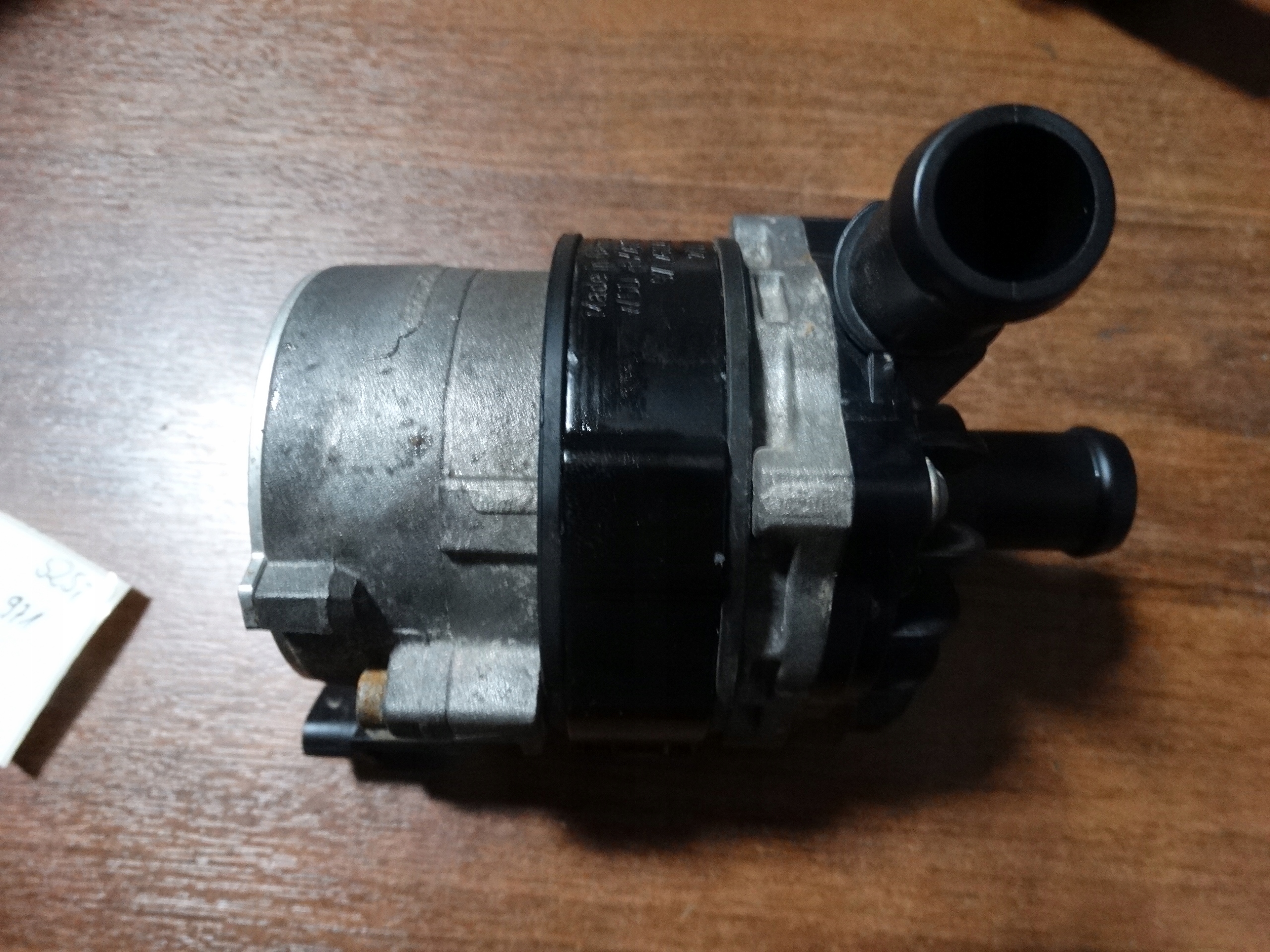 IDEALNA PUMPA VODE PORSCHE PANAMERA 971 1