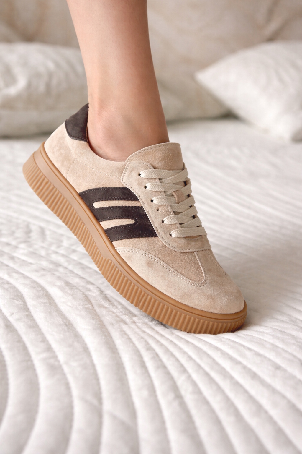 Polobotky Tenisky Goodin GD-LX-1074D Vel. 39 Béžová Semiš