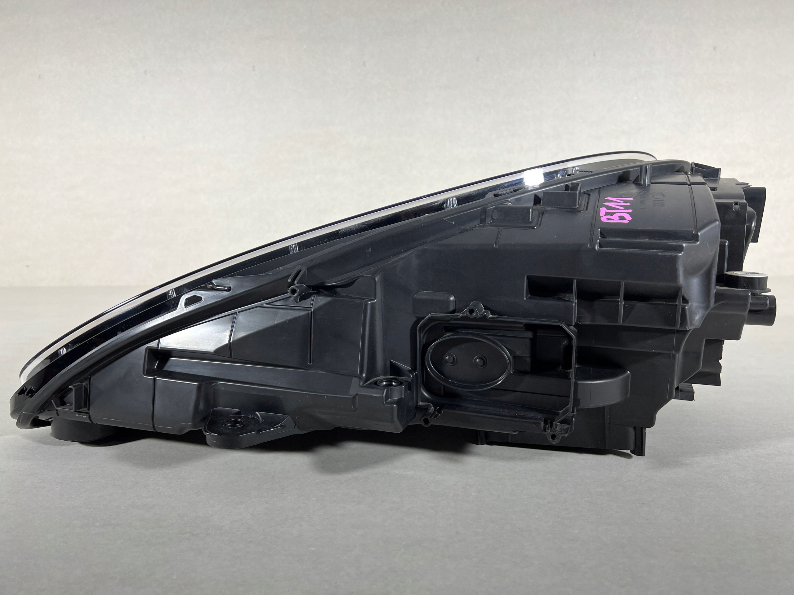 PORSCHE MACAN LIFT 95B FULL LED LAMPA PRAWA PRZÓD Typ samochodu 4x4/SUV Samochody osobowe