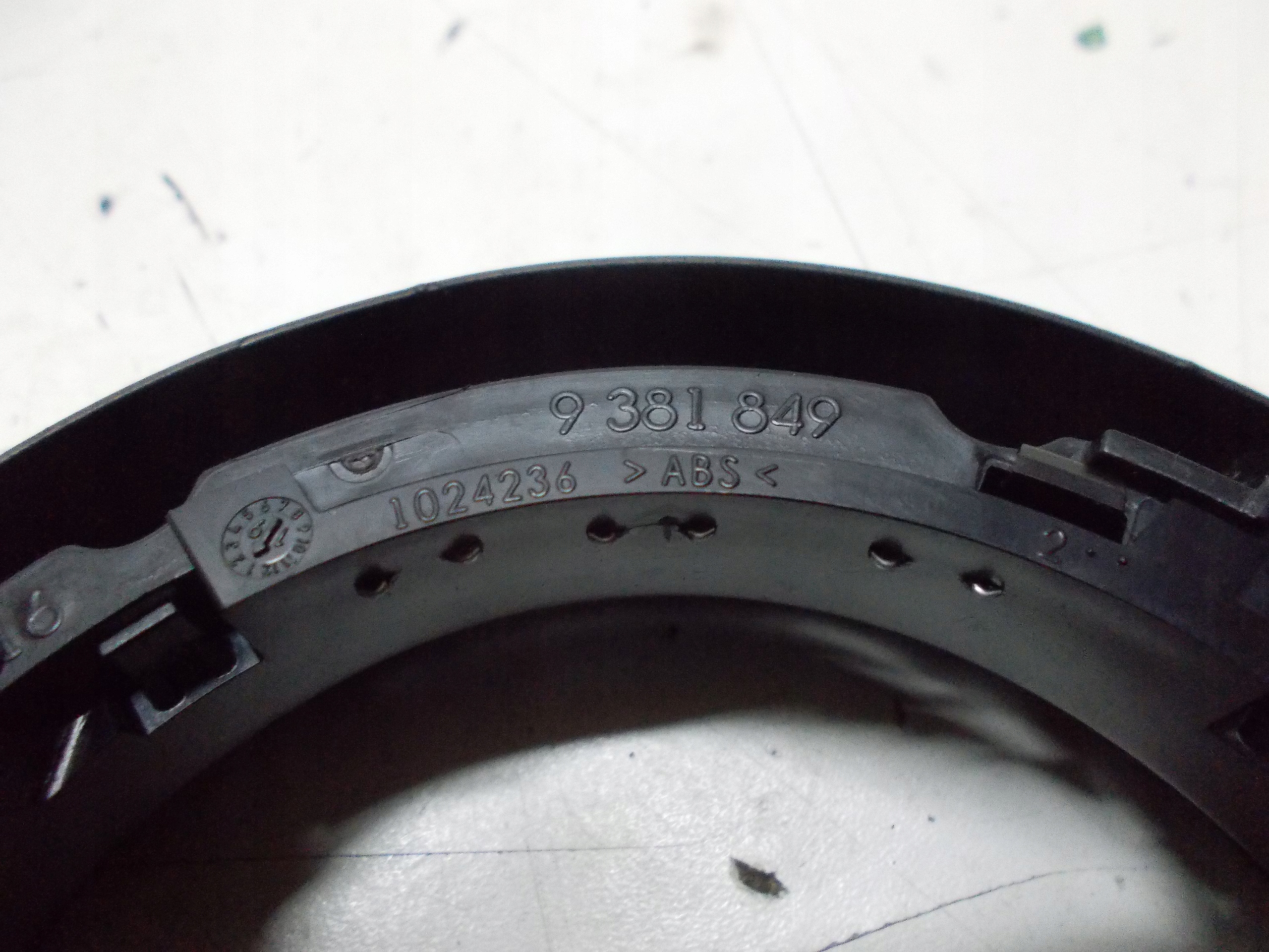 MINI COUNTRYMAN 19R Blende Abdeckung DRAZKA Schalt getriebe 9381849
