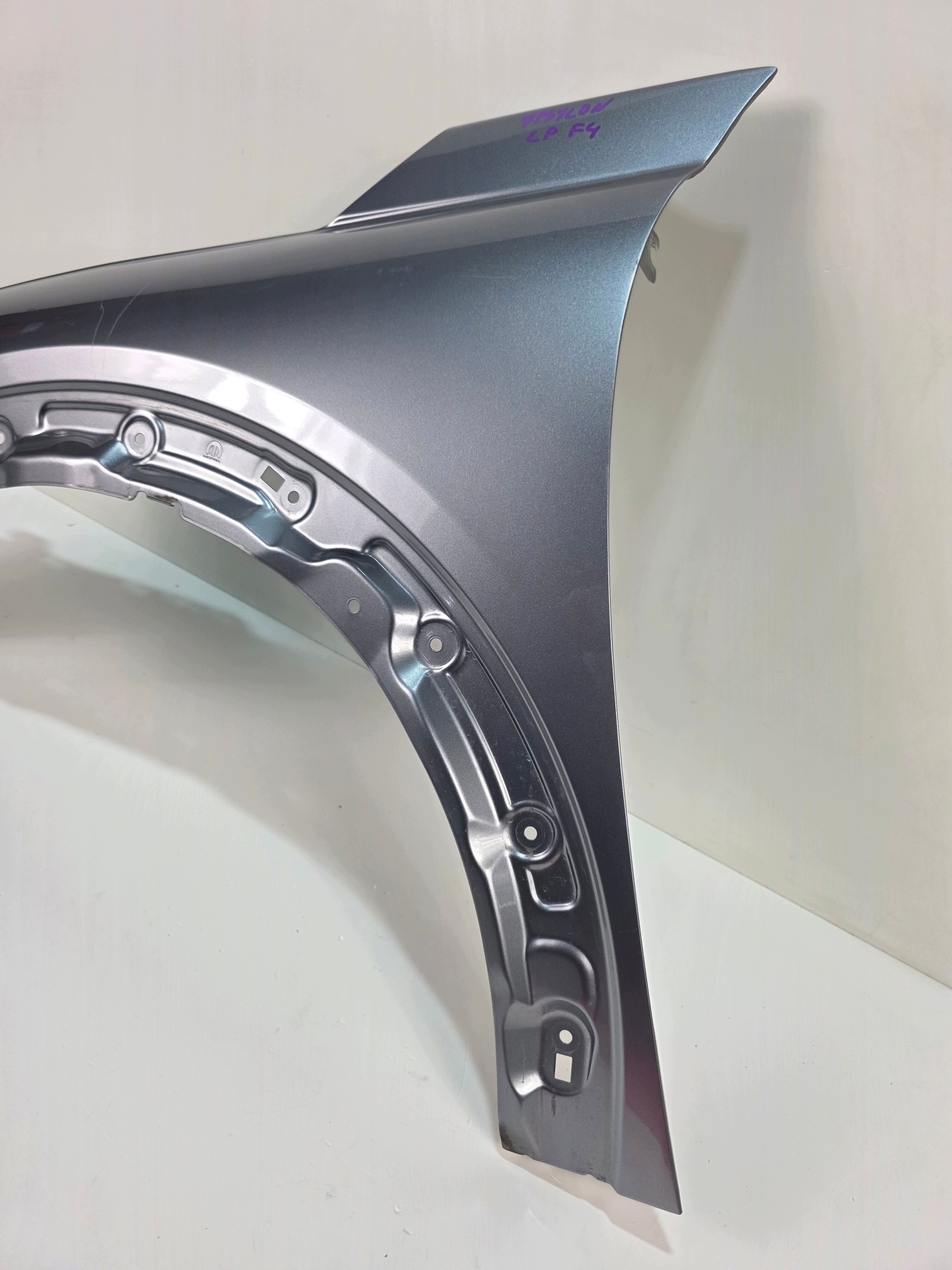 fender left front LANCIA YPSILON IV L21 F4 GRIS ARTENSE