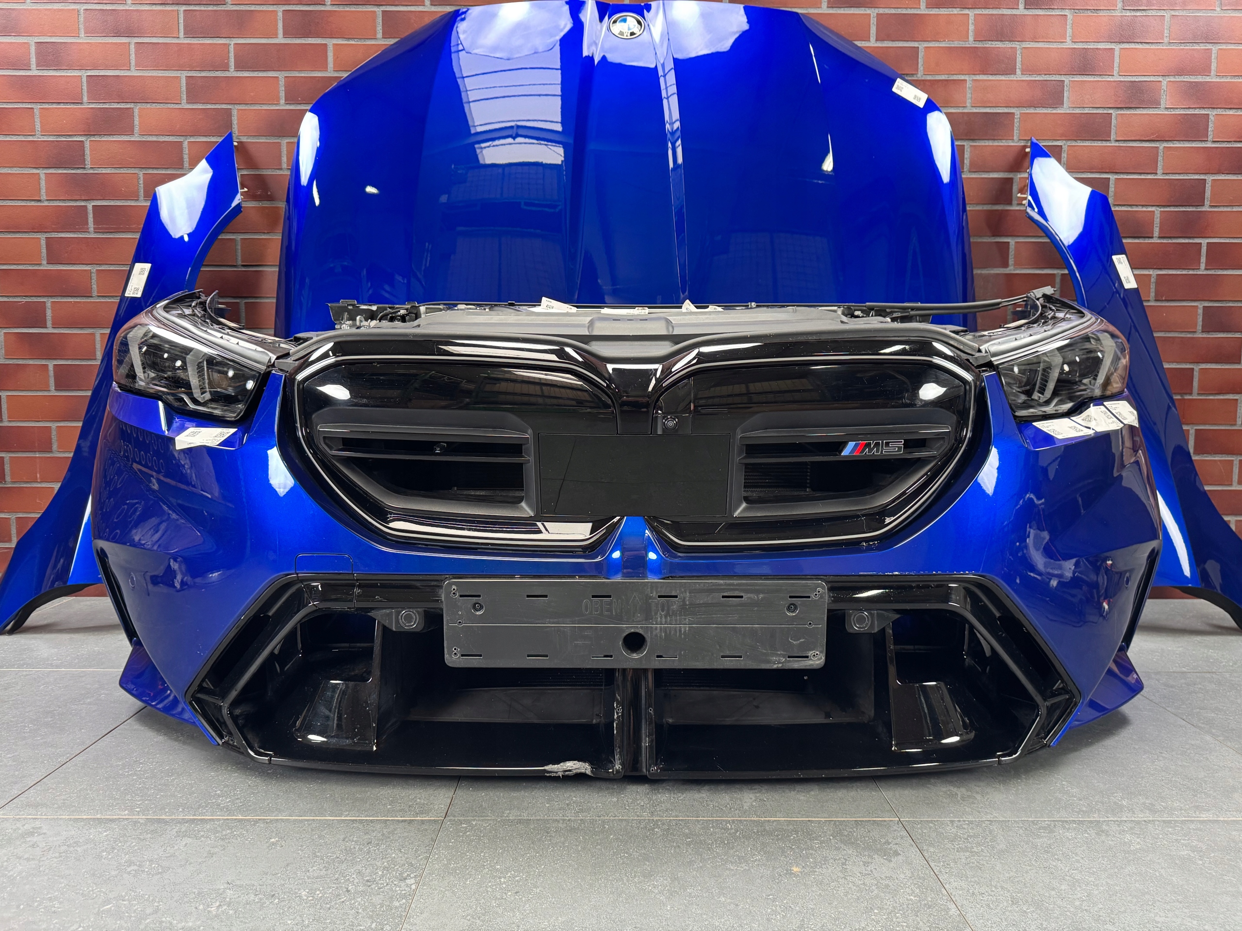 bonnet front panel, wall bumper lights LED ADAPTIVE BMW BMW M5 G90 G99 M-POWER