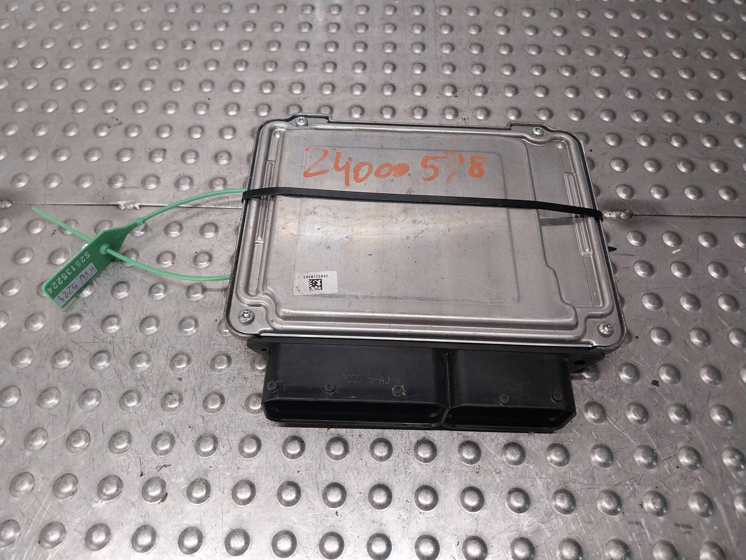 computer control unit of the engine 04C907309BB 0261S17849 A1 8X POLO VI 2G 1.0TSI