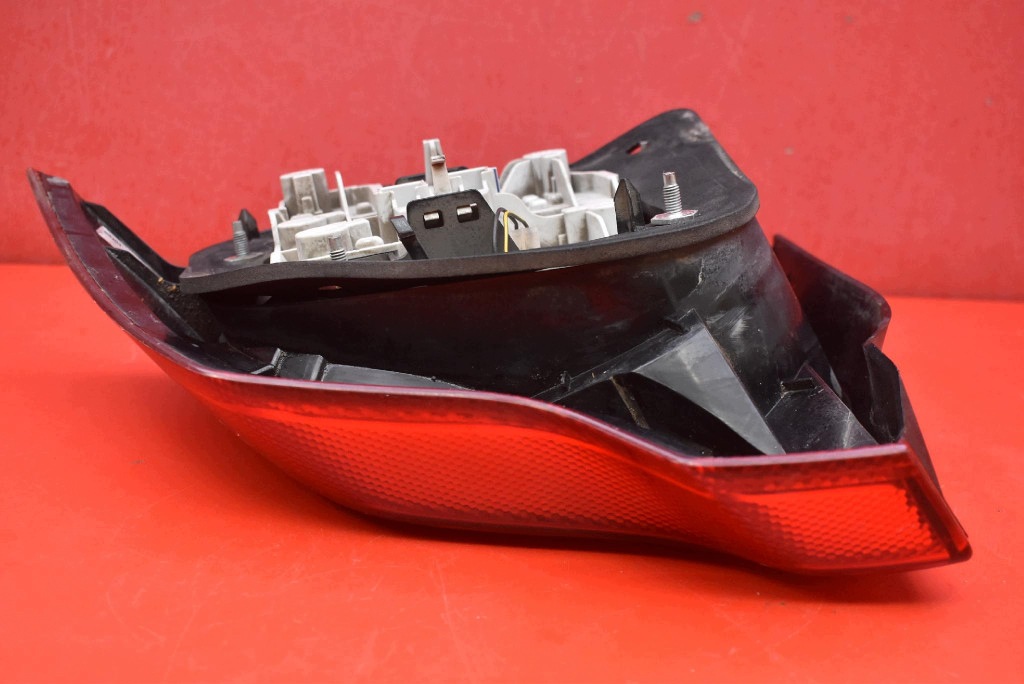 light left rear part rear 30744537 VOLVO S40 2 II LIFT 07-12