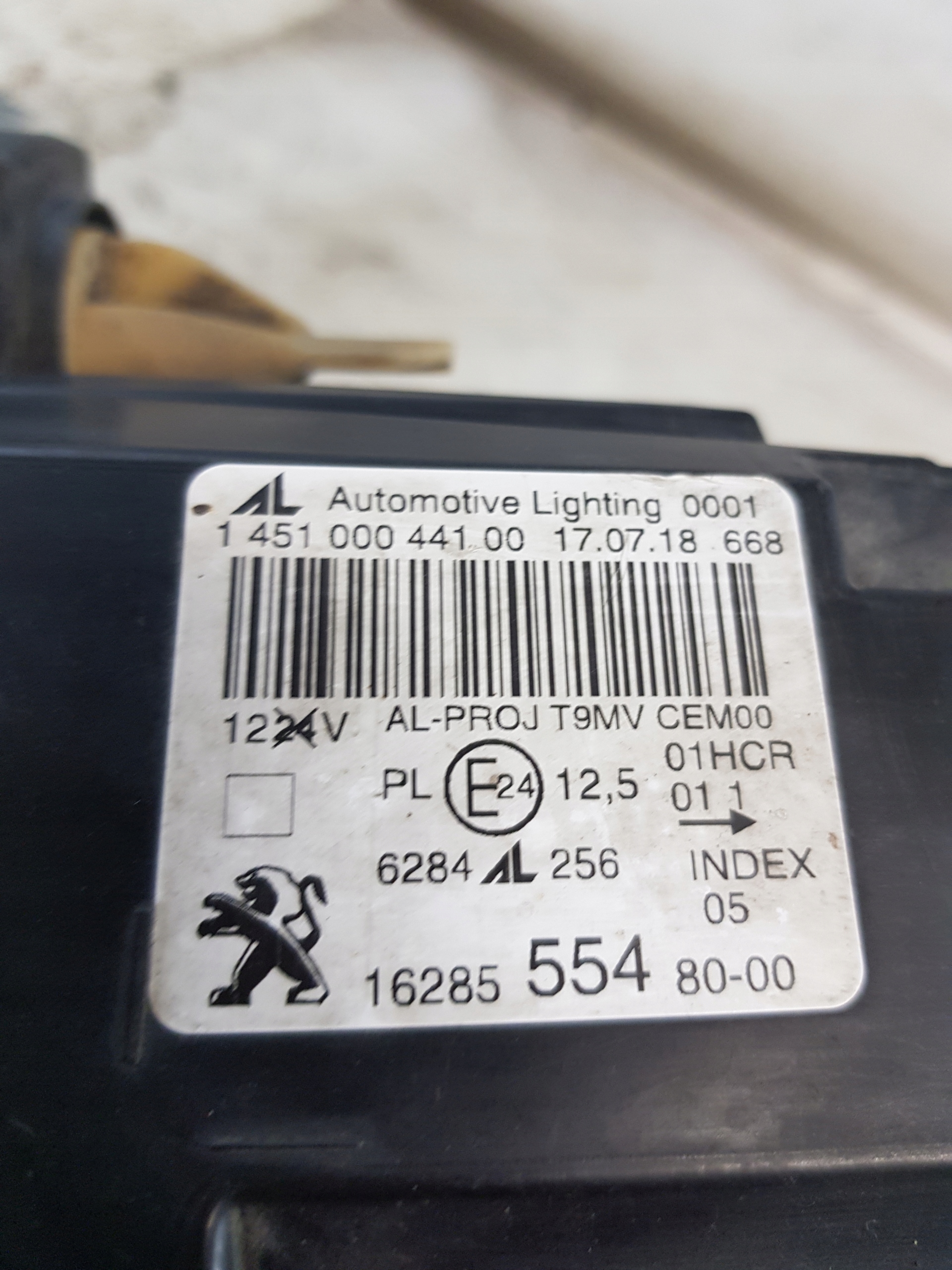 PEUGEOT 308 T9 LIFT light left front lens LED