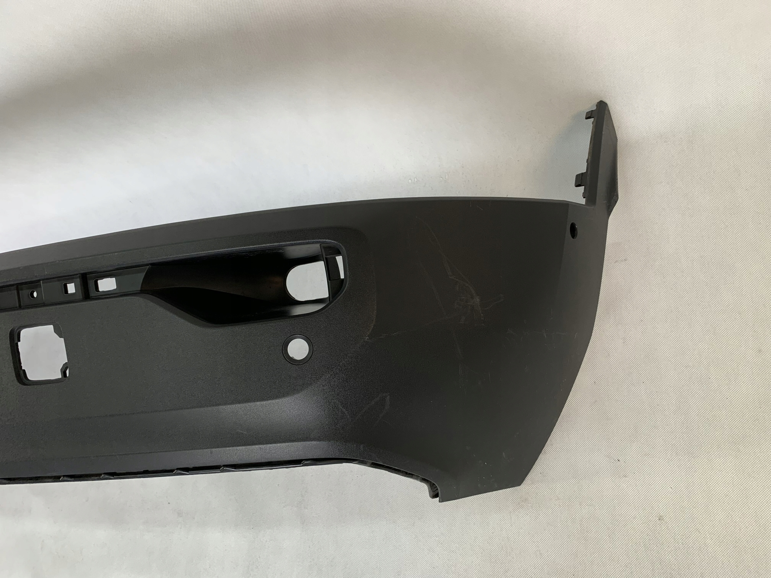 Spoiler bumper rear Volvo XC40 17r PDC 31449333 02.26