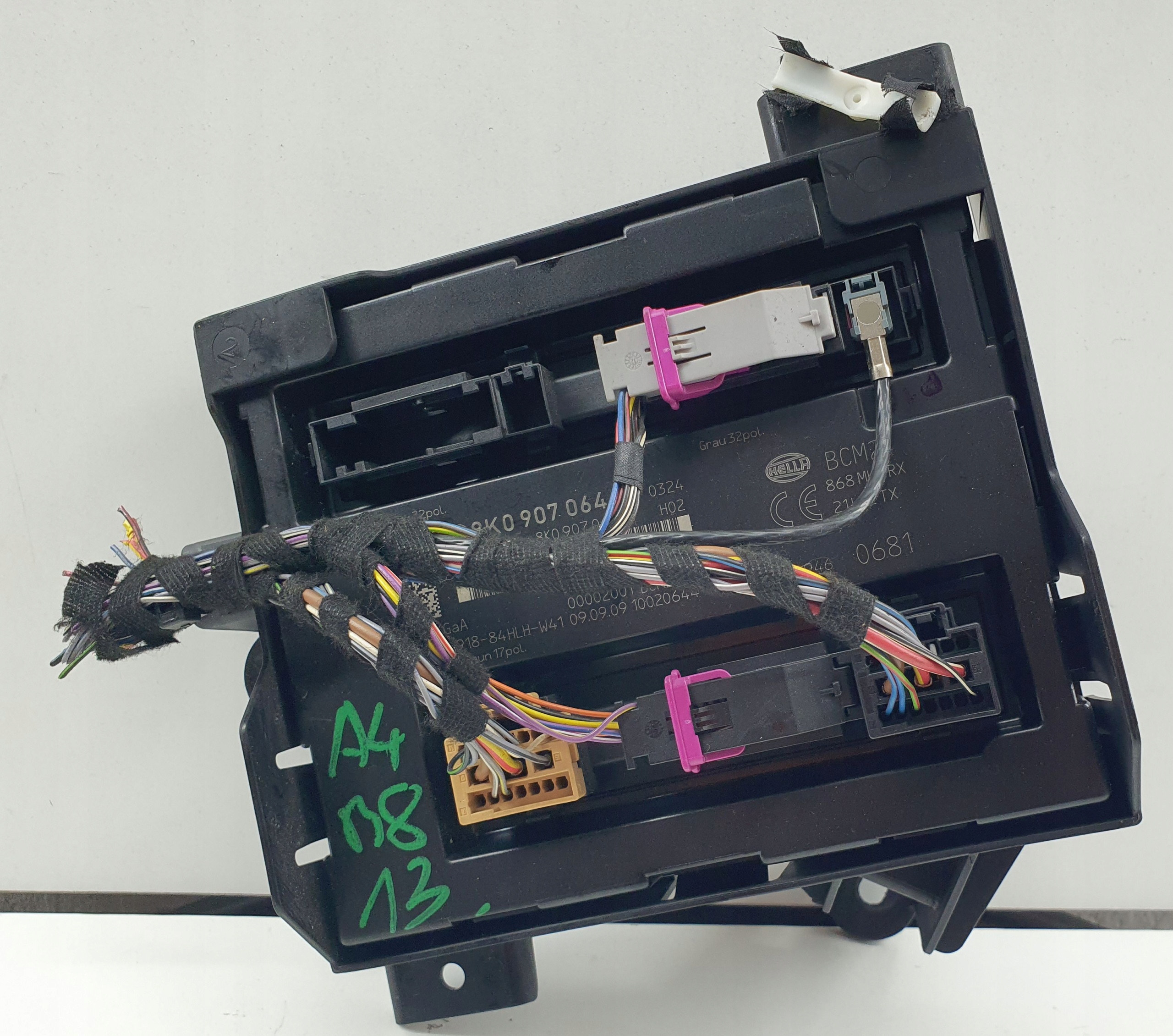 Audi A4 B8 8K0 07-12 S-line comfort control unit control unit bordnetz