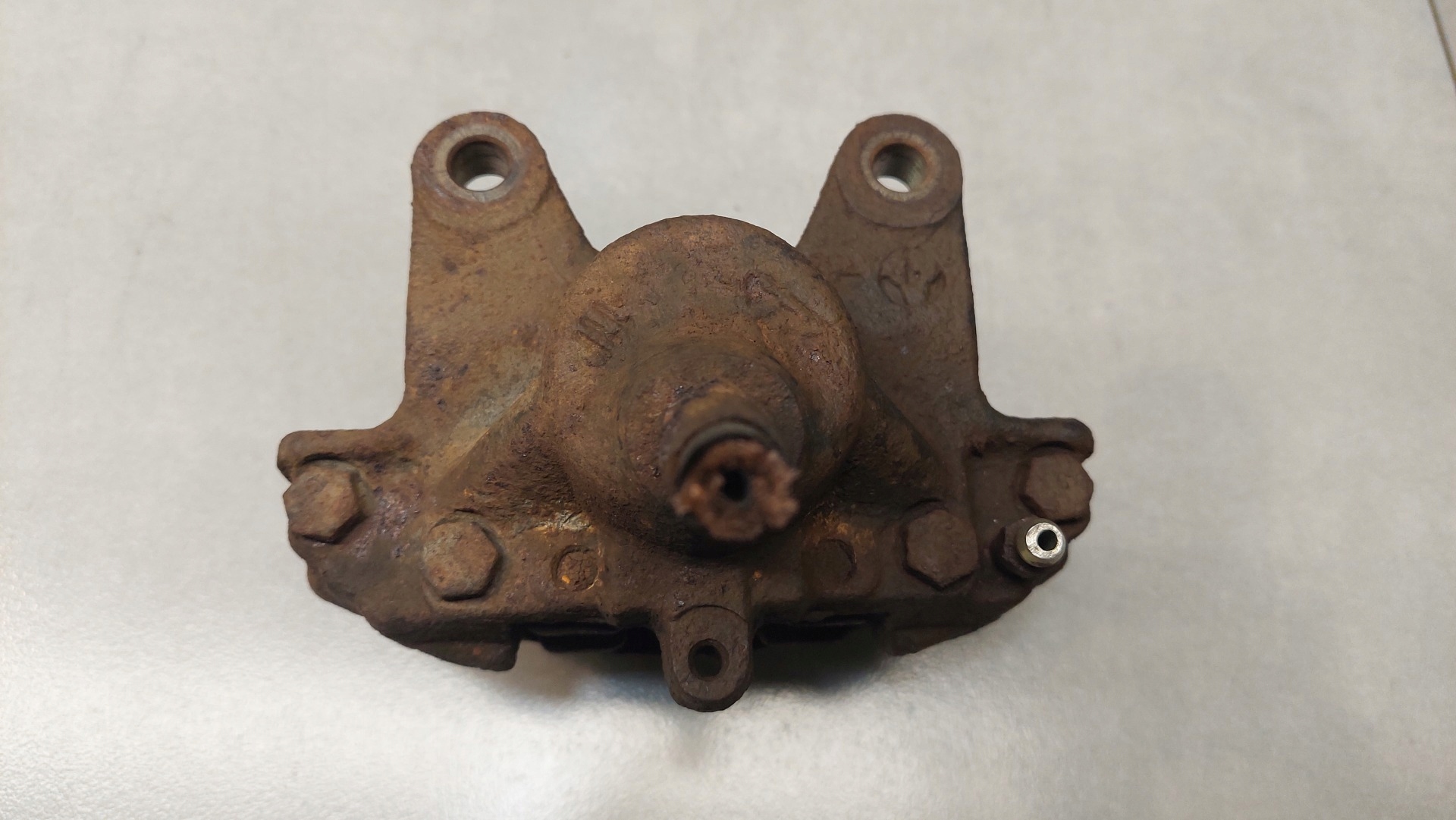 caliper brake right rear part W210 2.2 CDI