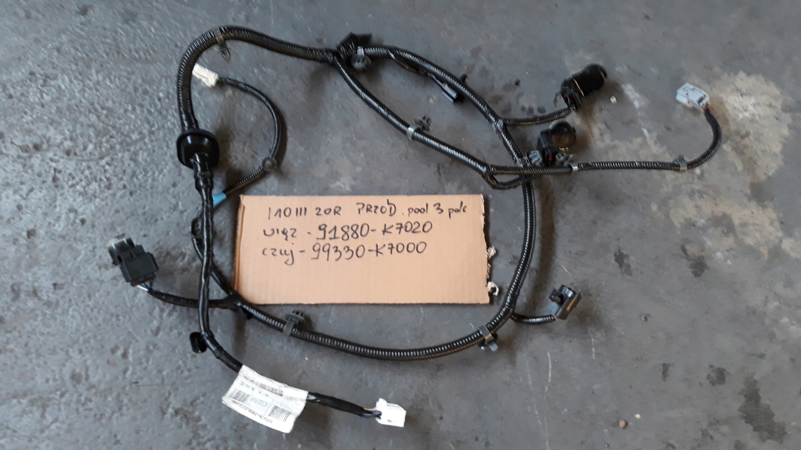 Hyundai OE БДИТЕЛЬНЫЕ ПАРКТРОНИК 91880-K7020