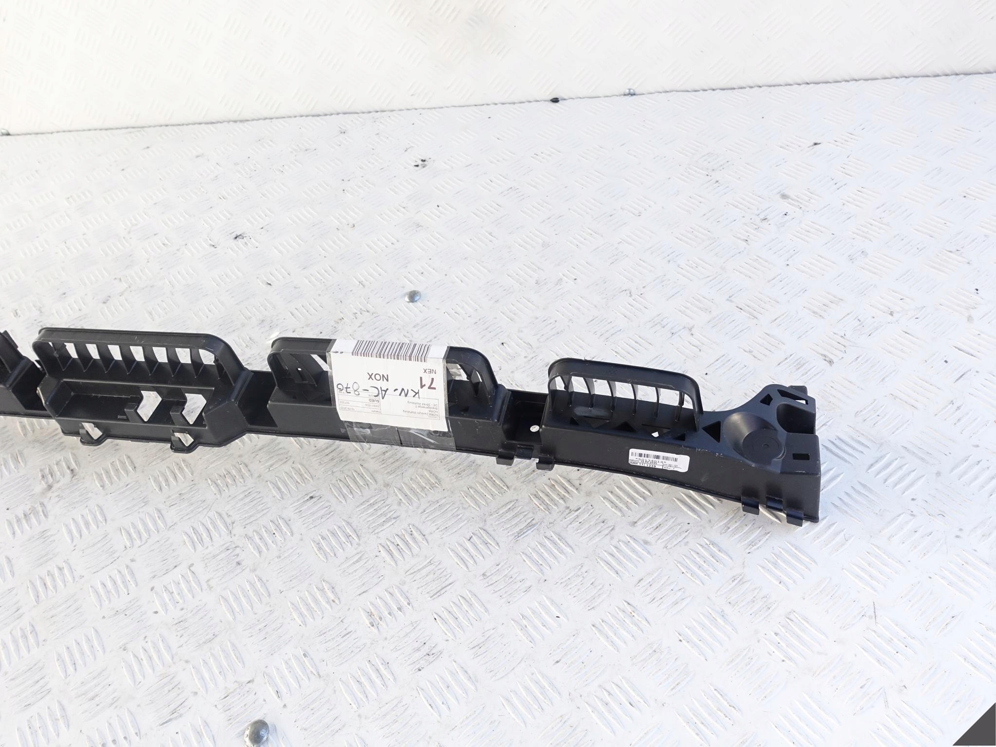 SEAT ATECA 575 16- support holder bumper rear part