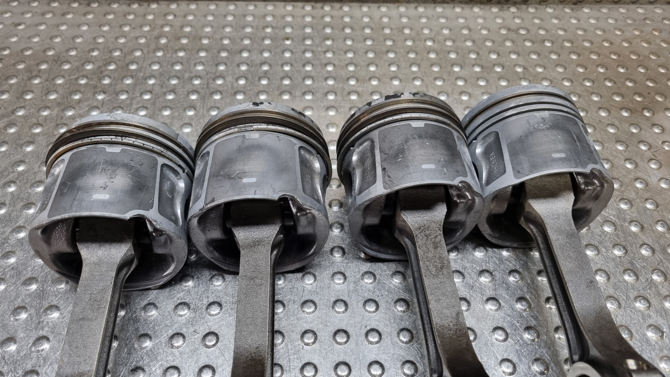 piston bielle KPL H268X FORD TRANSIT MK7 2.2 TDCI EURO5