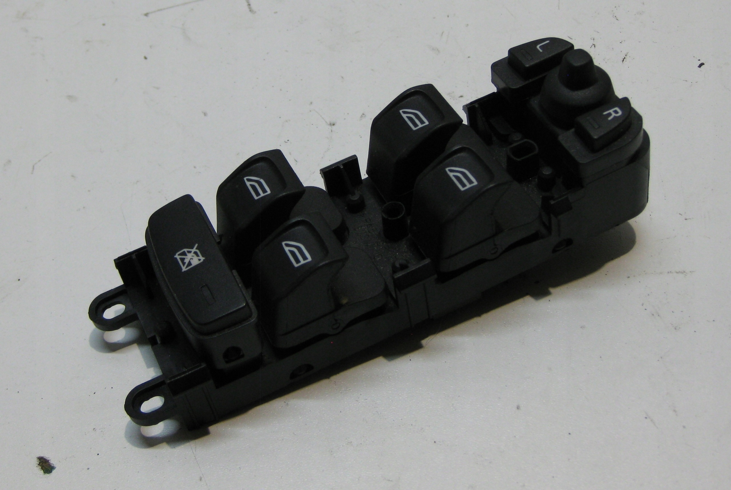 VOLVO V70 2.0 D 09R PANEL window control switch of mirrors 31295114AA