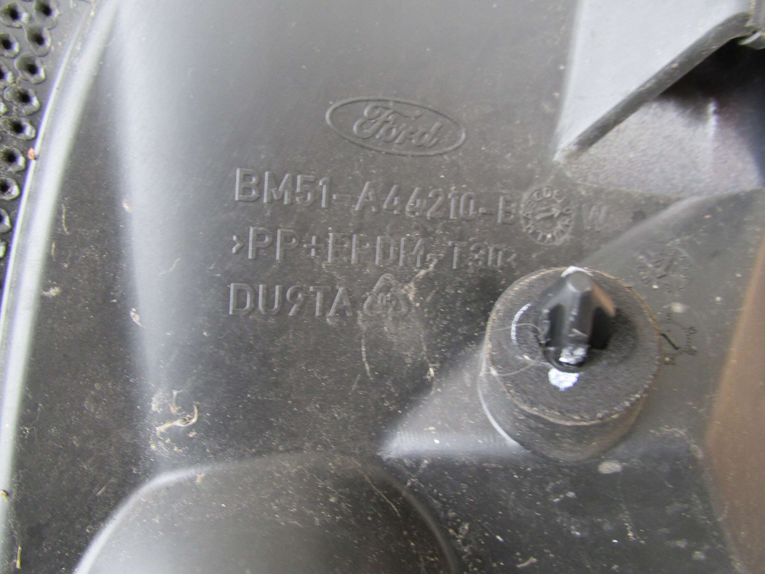 спойлер спойл крышки TB FB VB Focus MK3 HB