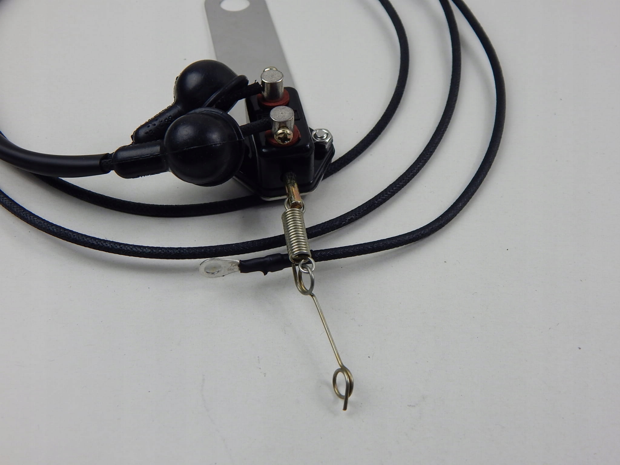 AUTOMAT STOPU M-72 ZIS M-72 WOJENNA Dopasowanie do pojazdu produkt dedykowany