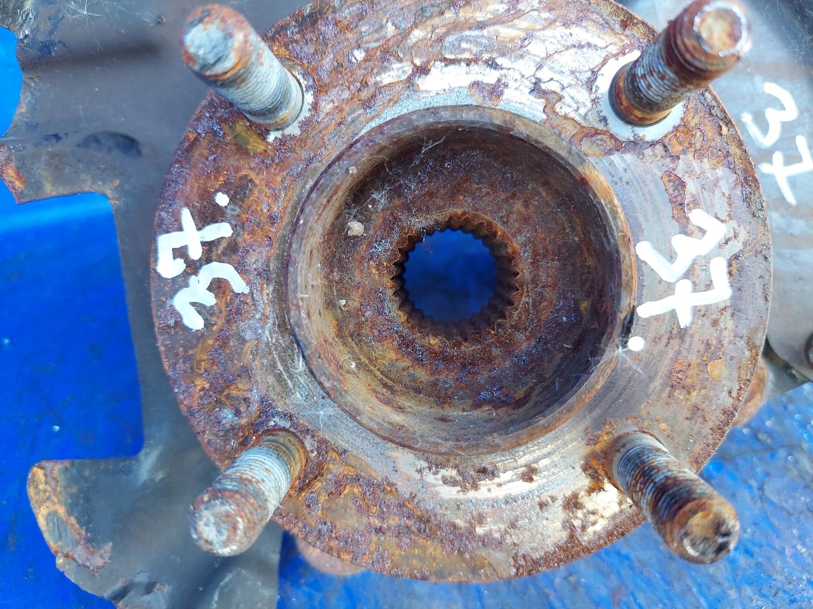 MCPERSON swing shock absorber FORD FIESTA right