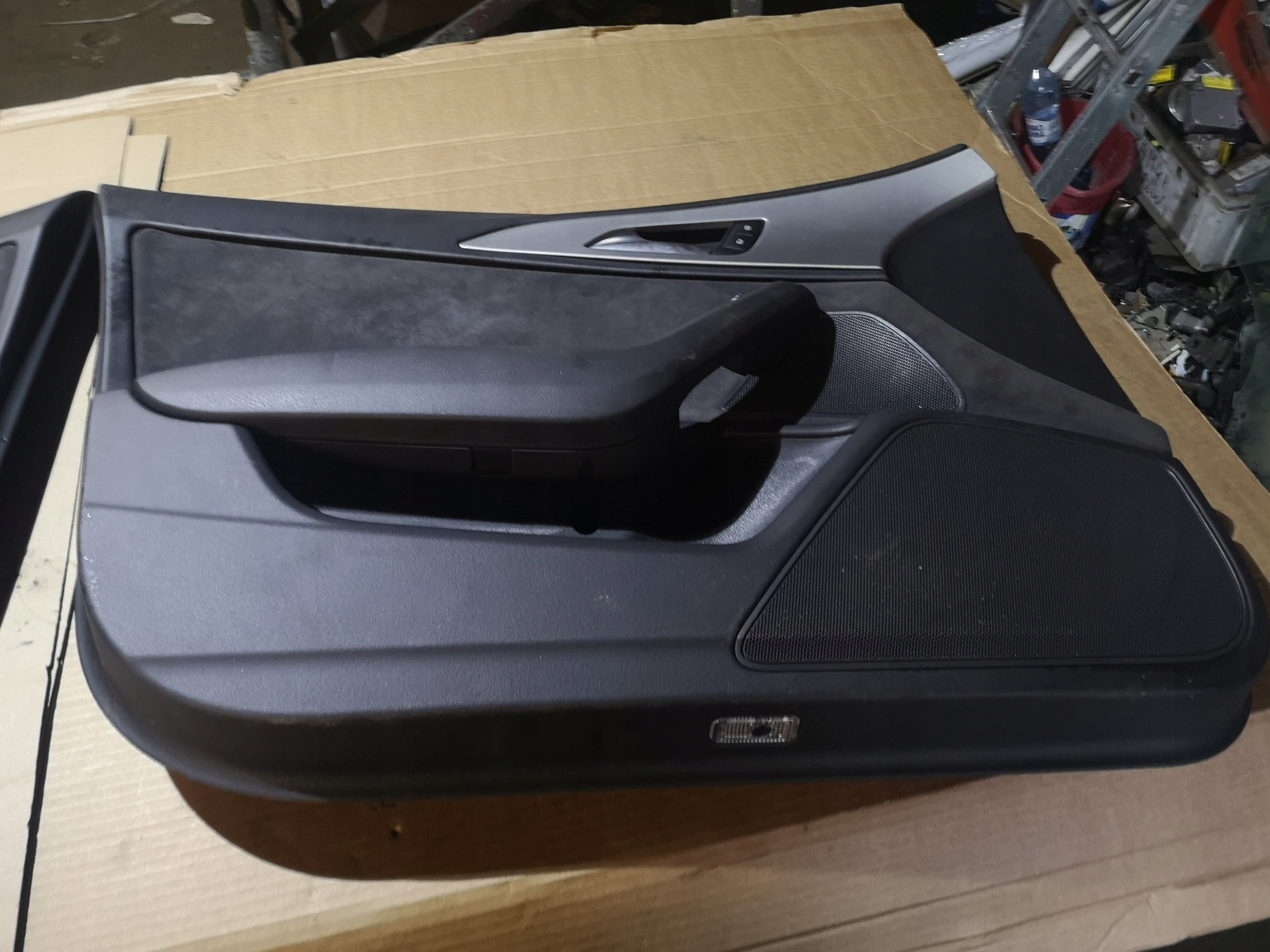 4G1867022 4G1867021 - AUDI A6 C7 4G бекон двери левый правый передний 16R