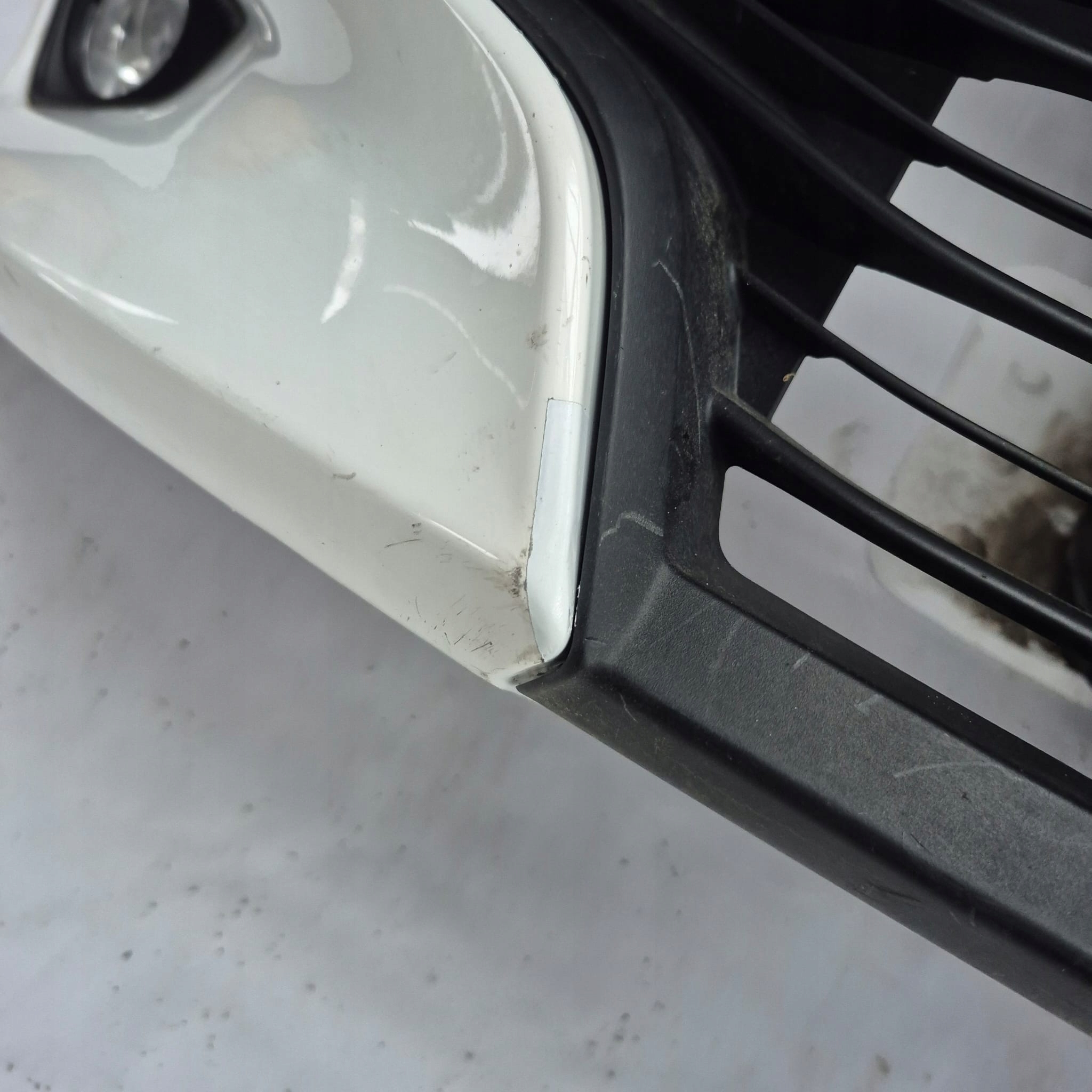 MAZDA 2 IV HYBRID 22- bumper front front grill grid