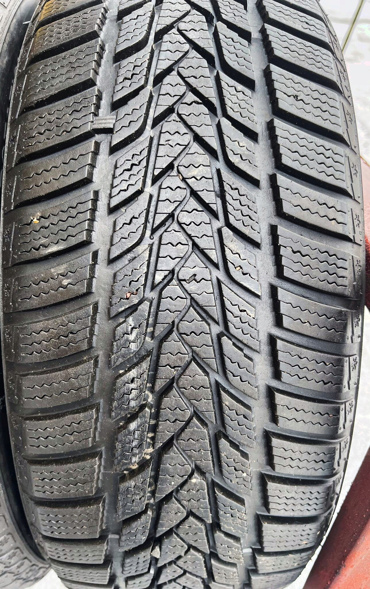 4x 205/55R16 AEOLUS SNOWACE AWO3 94H XL ZIMA Sezon zimowe