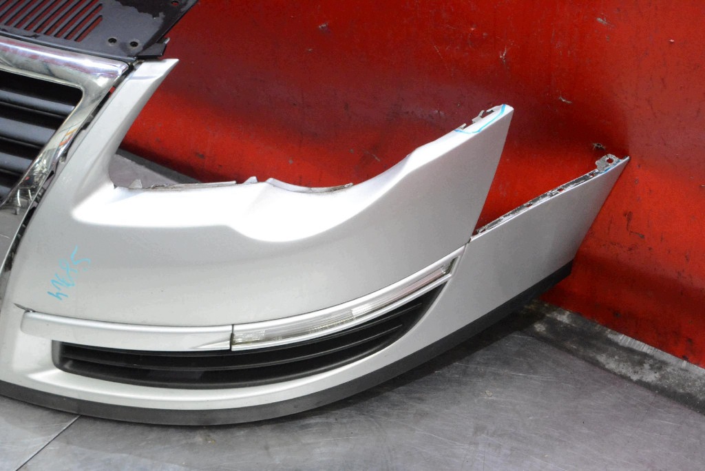 bumper front front SREBRNY VW PASSAT B6 05-10
