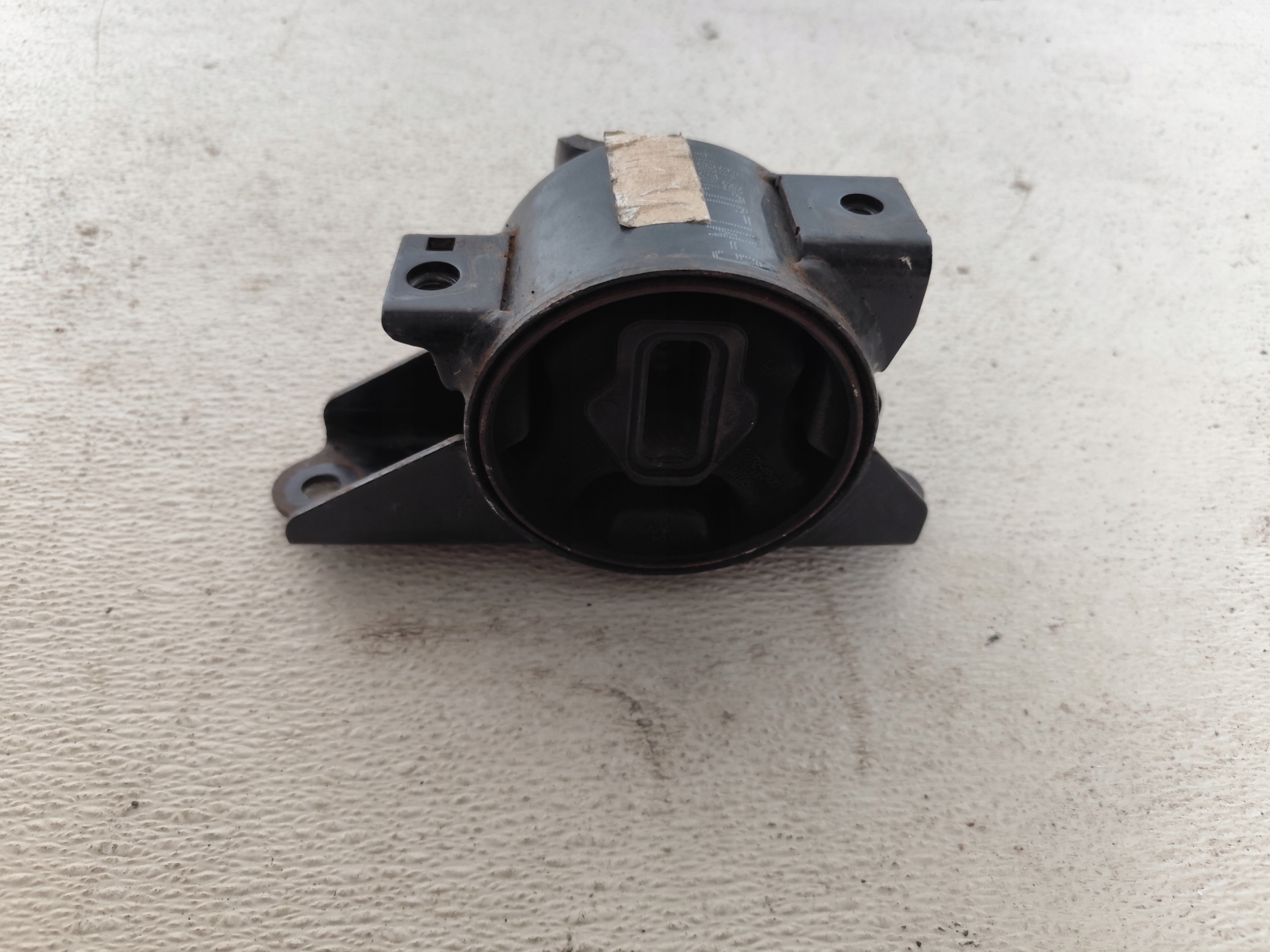 KIA VENGA IX20 2014 petrol gearbox mount