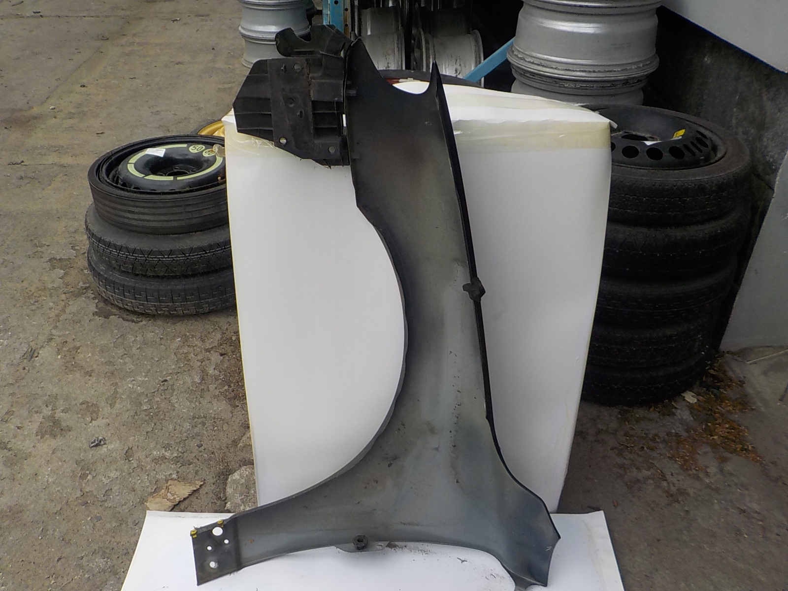 254 VOLVO S80 II V70 III fender right front front