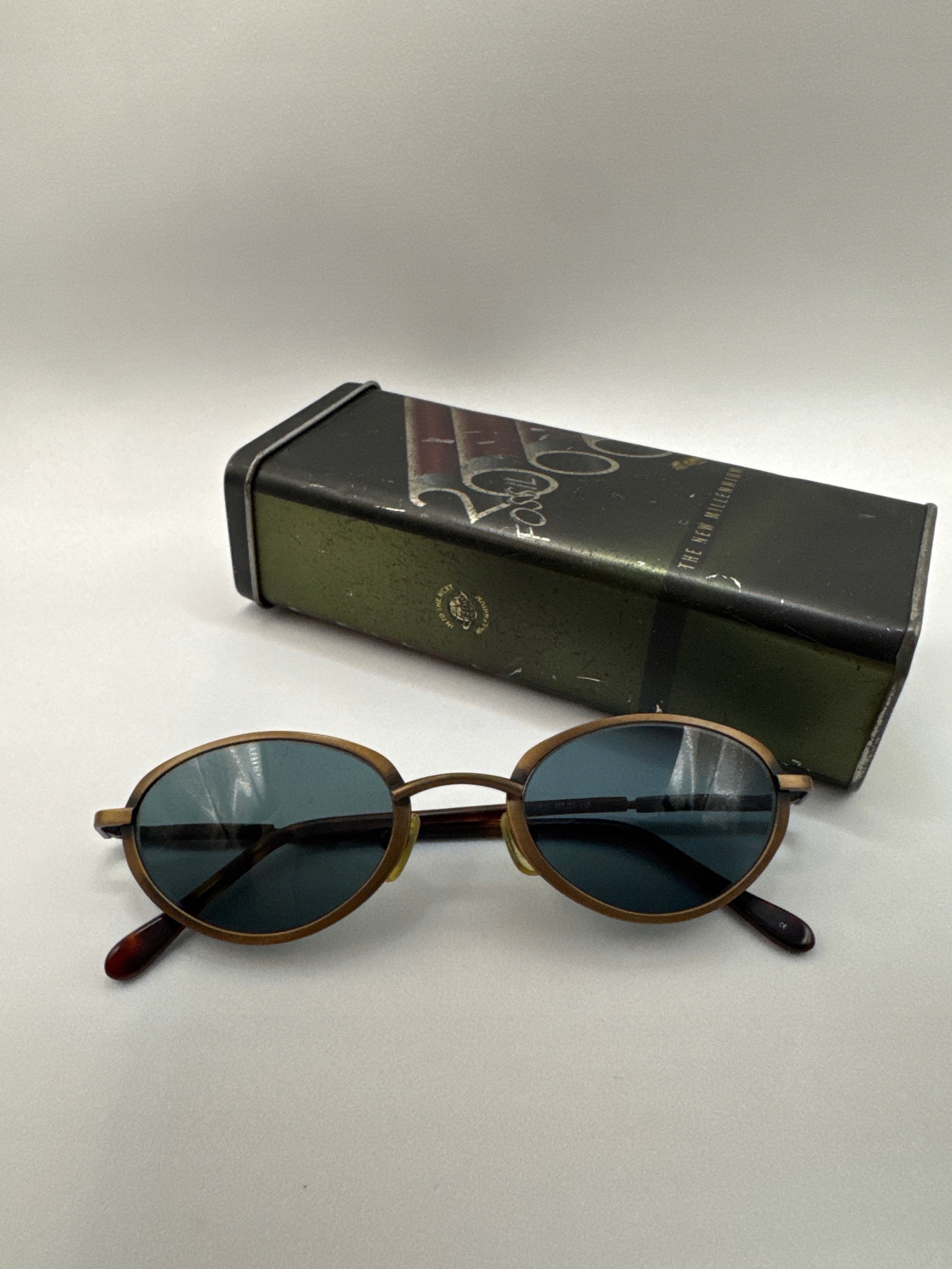 Okulary przeciwsłoneczne Fossil