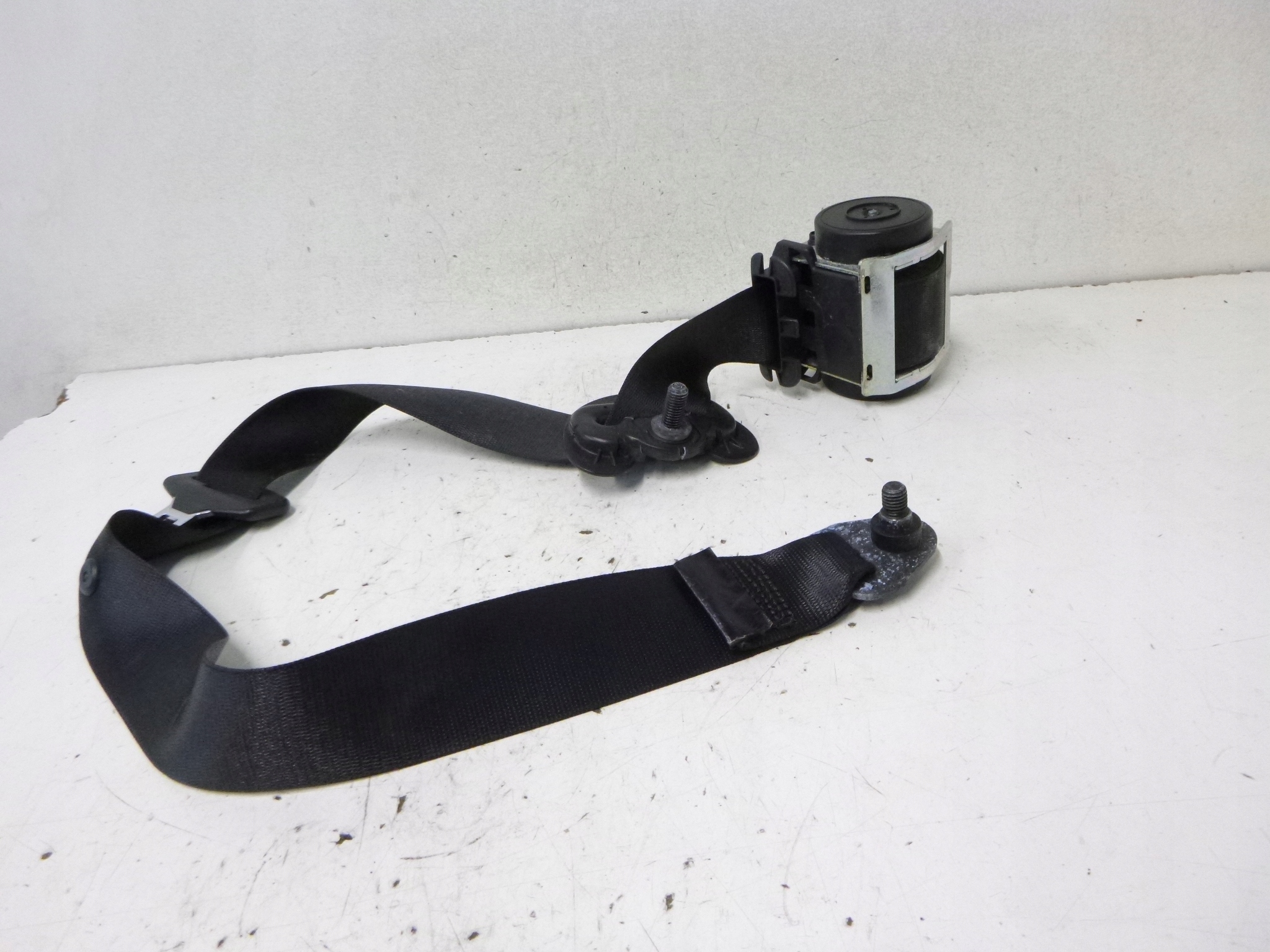 GURTEN SICHERHEITS VORNE RECHTS BMW E61 05R.