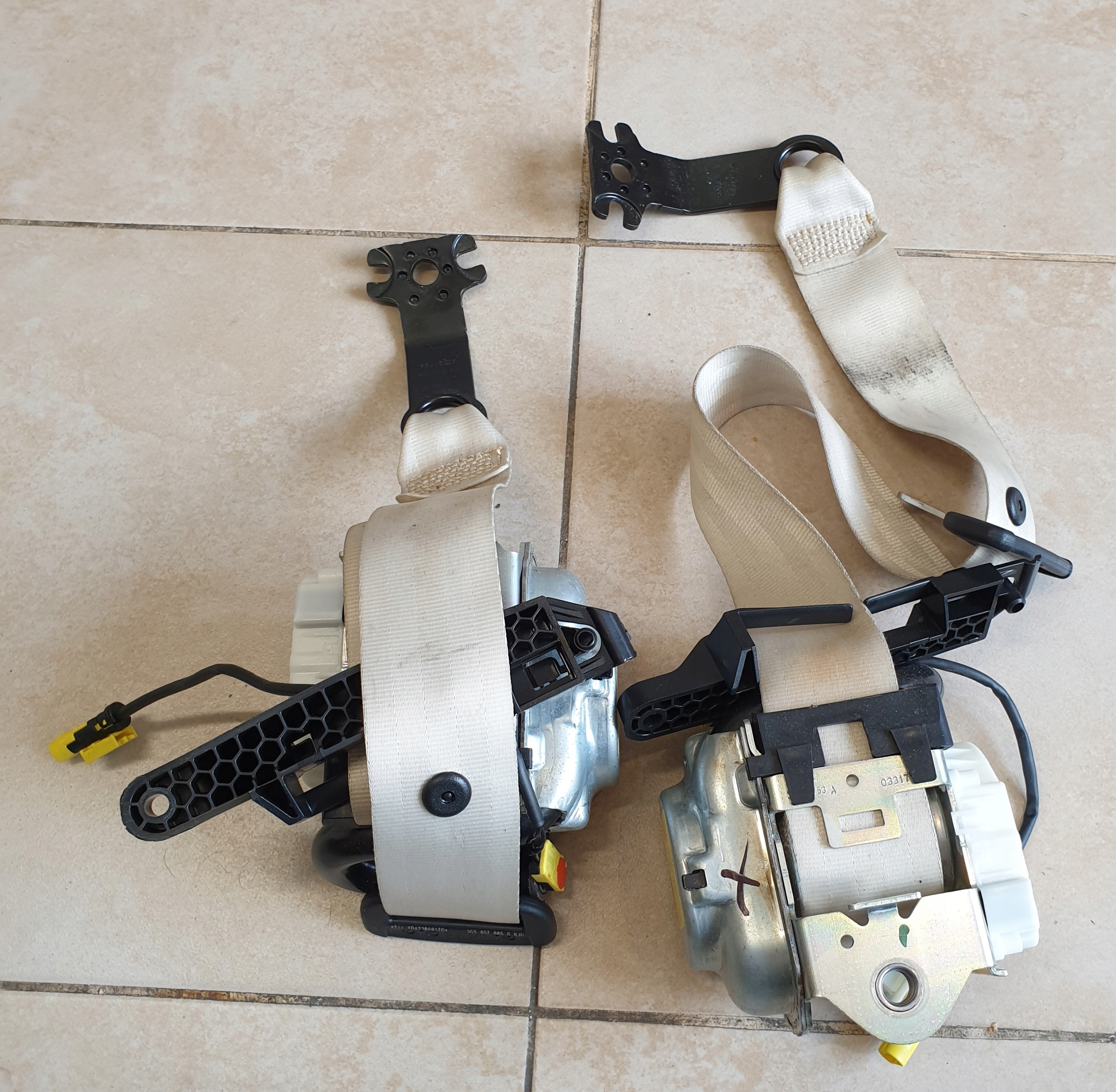 3G5857805G 3G5857781 - Ремень безопасности натяжитель задний VW PASSAT B8 седан