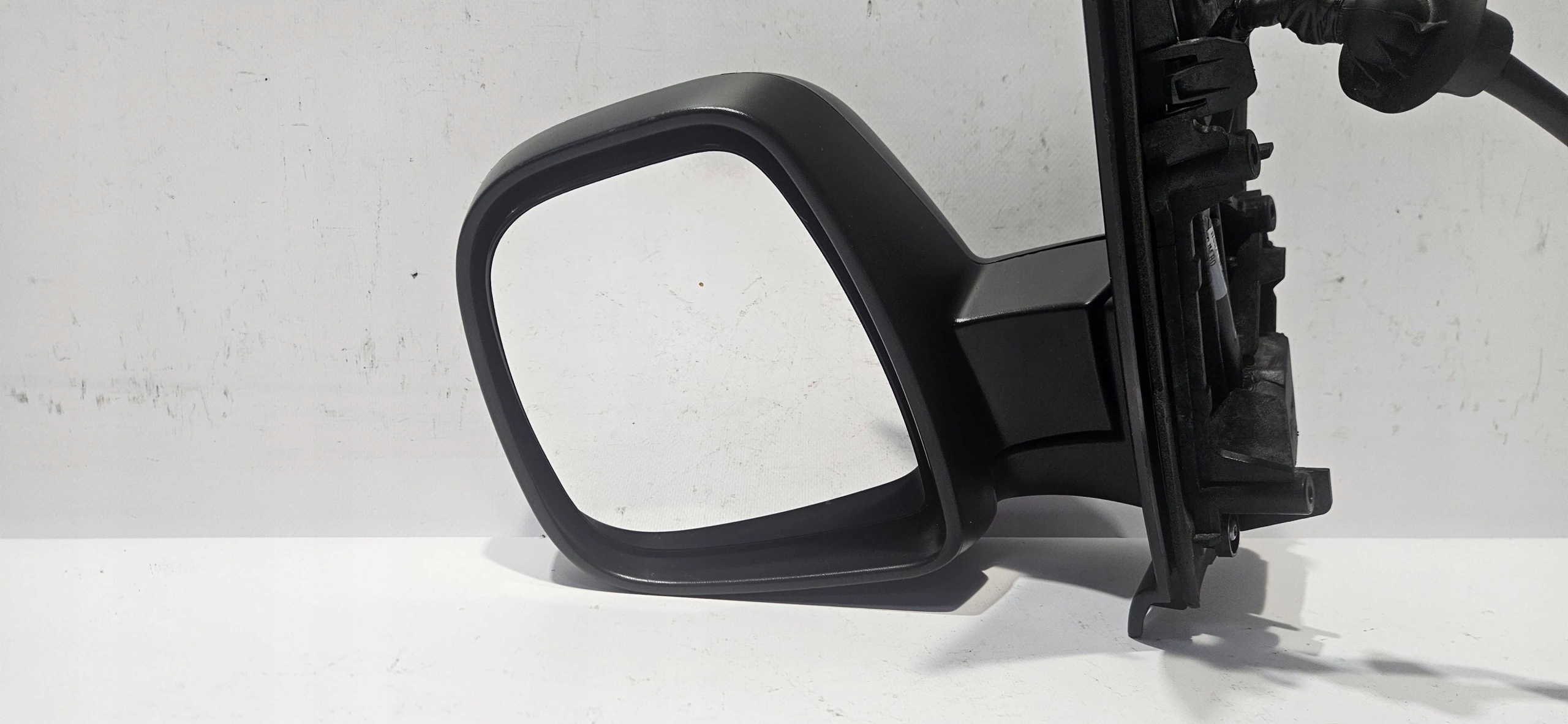 mirror left TOYOTA PROACE II 16- 5 PIN EUROPA