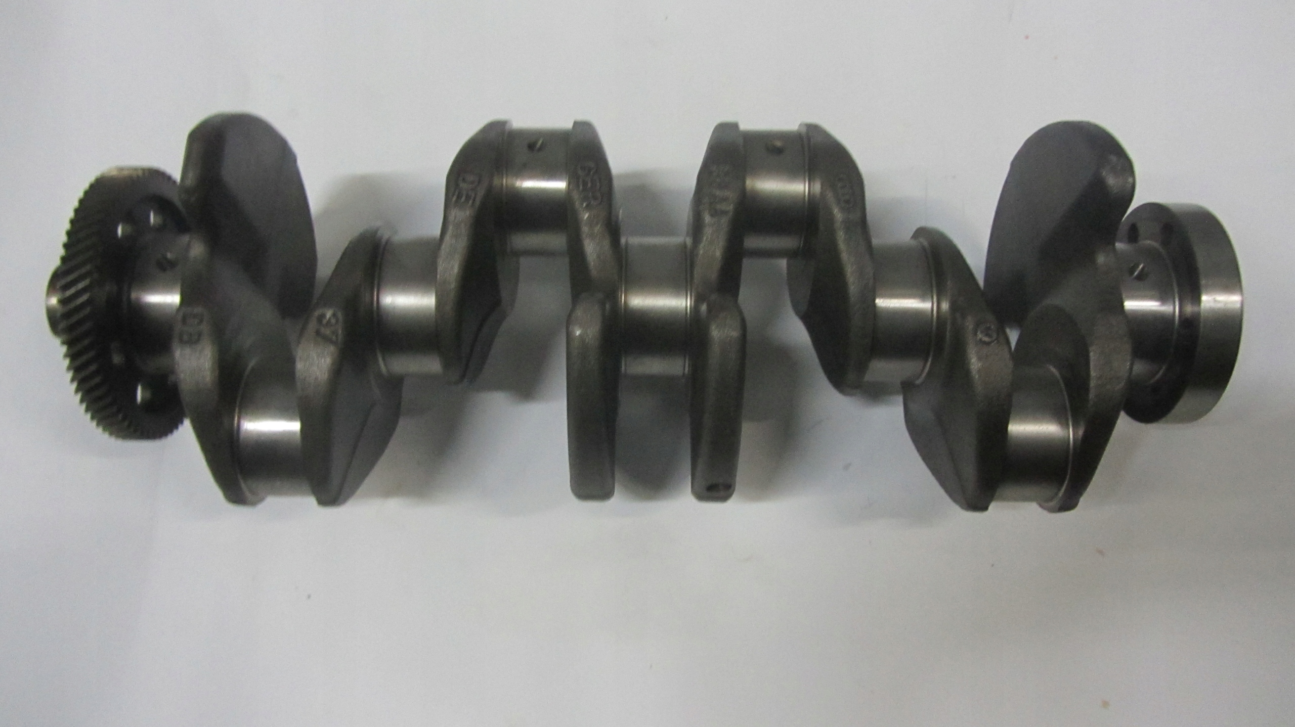 WAŁ KORBOWY VW 2.0TDI 03G105212D 38AA 181/10SK