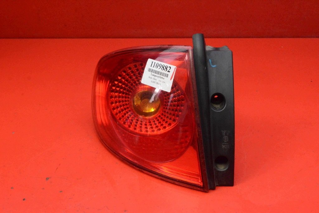 light left rear part rear 5P0945095D SEAT ALTEA 04-09