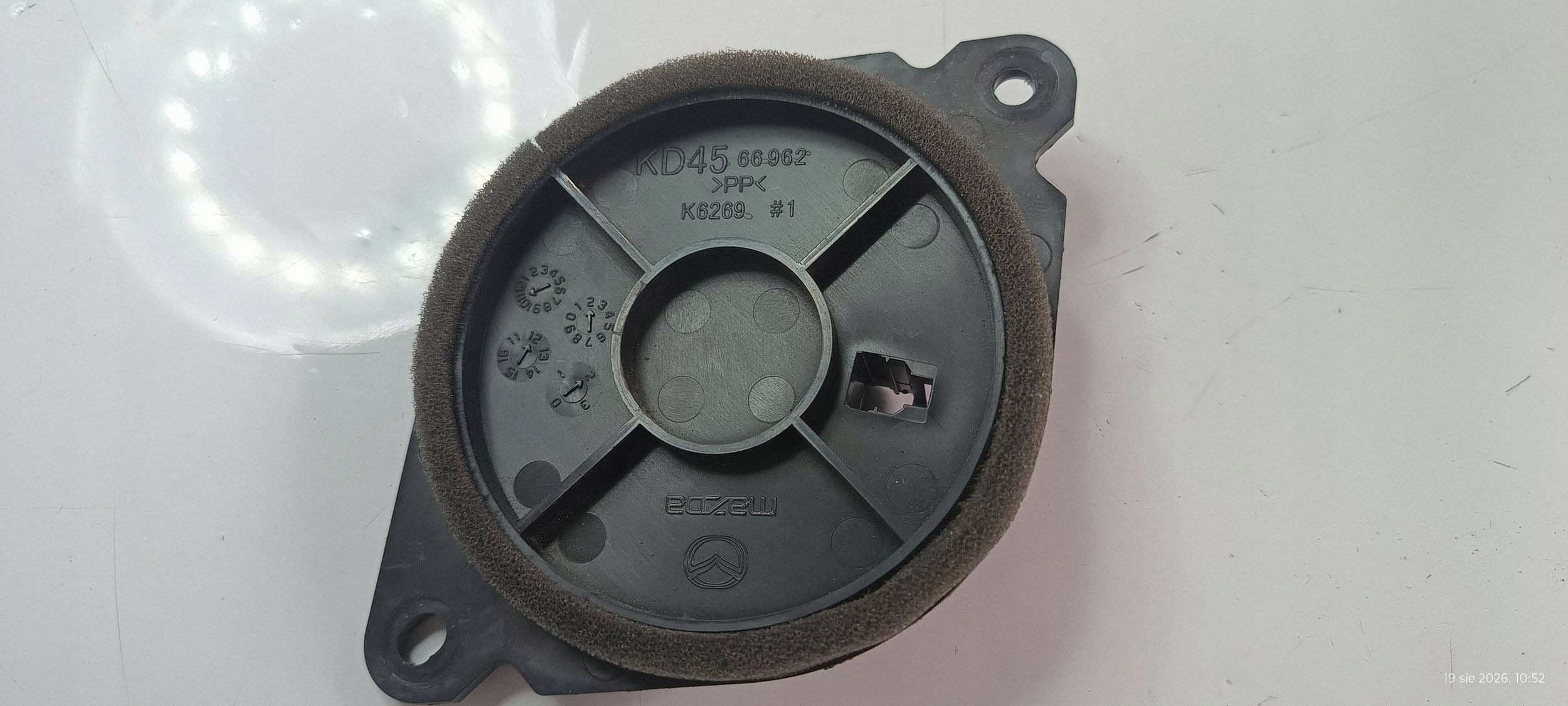 blende abdeckung verschlußstopfen des lautsprechers armaturenbrett konsole MAZDA 6 DFR5-66965 KD4566962 2013R