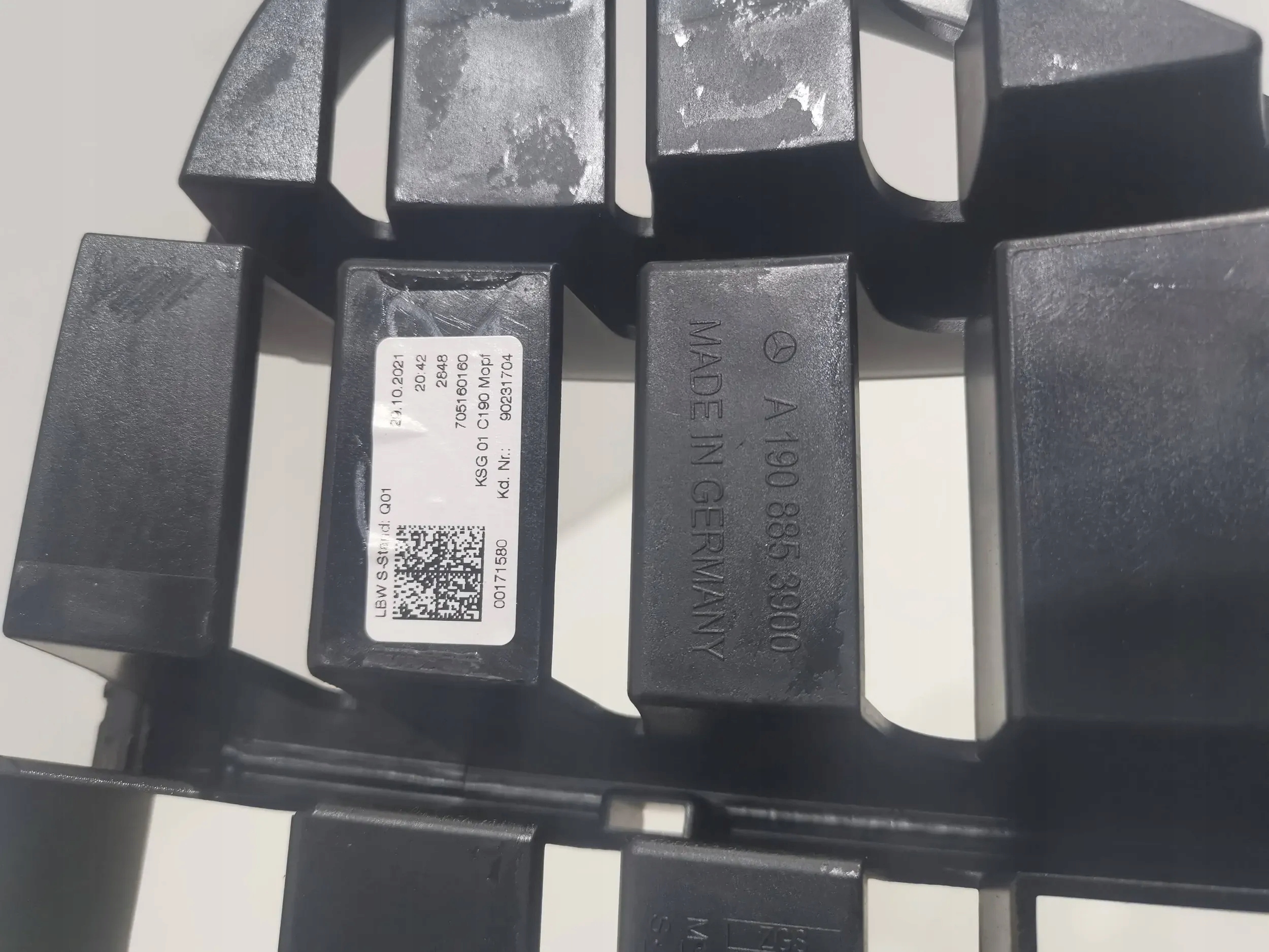 Mercedes-Benz AMG GT R190 C190 grill atrapa idealna nowa Producent części Mercedes-Benz OE