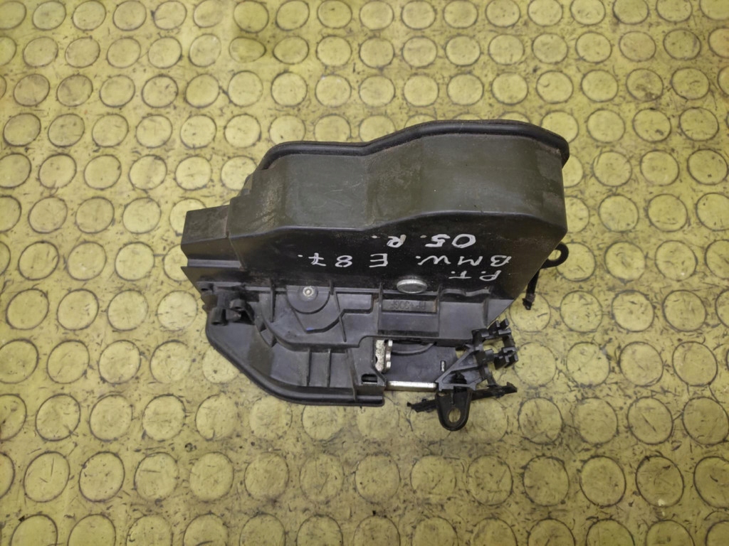 BMW E87 lock door right rear part 7167076
