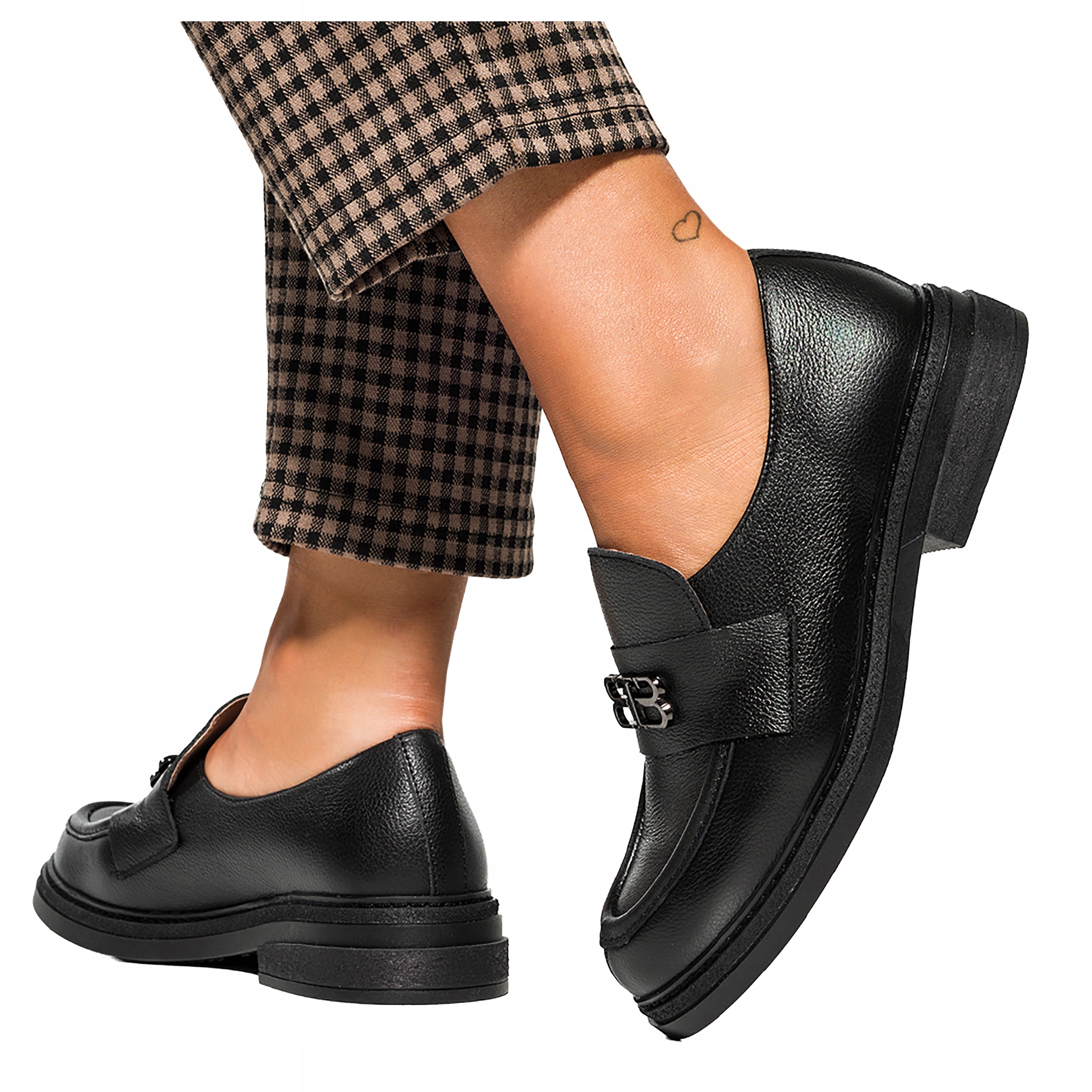 Černé dámské Mokasíny s černou ozdobou Pohodlné Módní Kožené Polské vel. 39