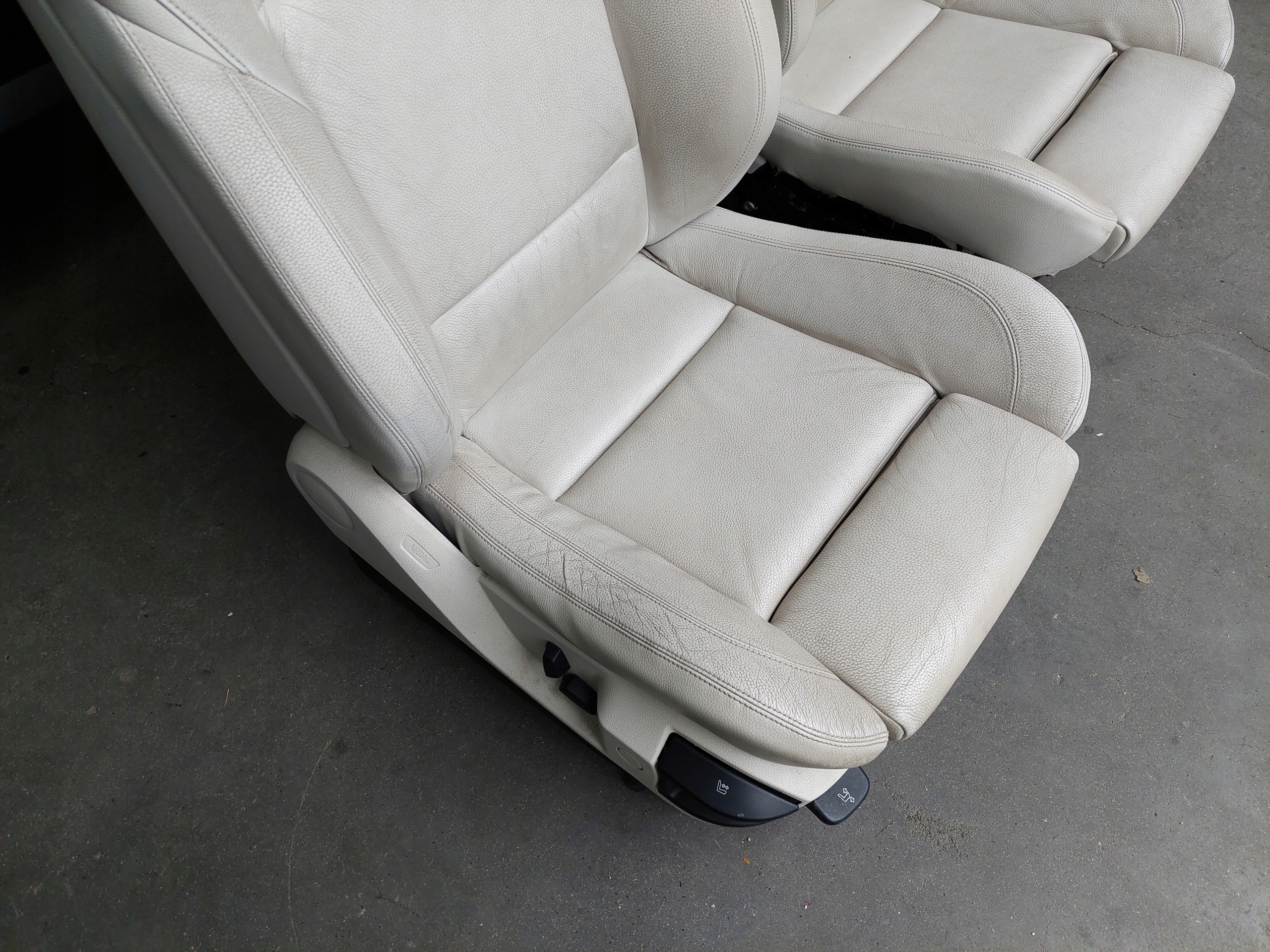 seat front left right BMW 5 GT F07
