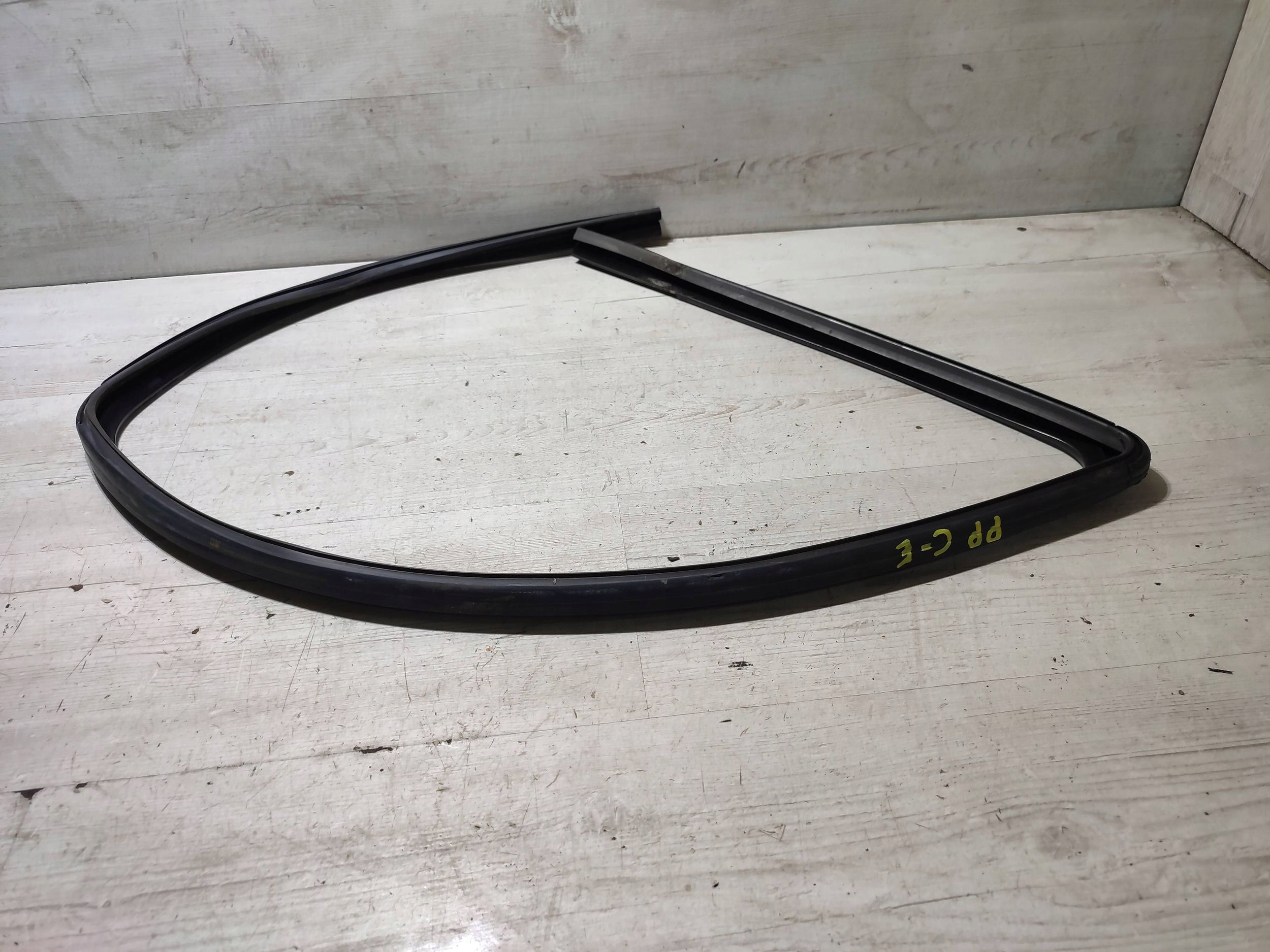 Opel Corsa E 2018 front side right gasket windows door