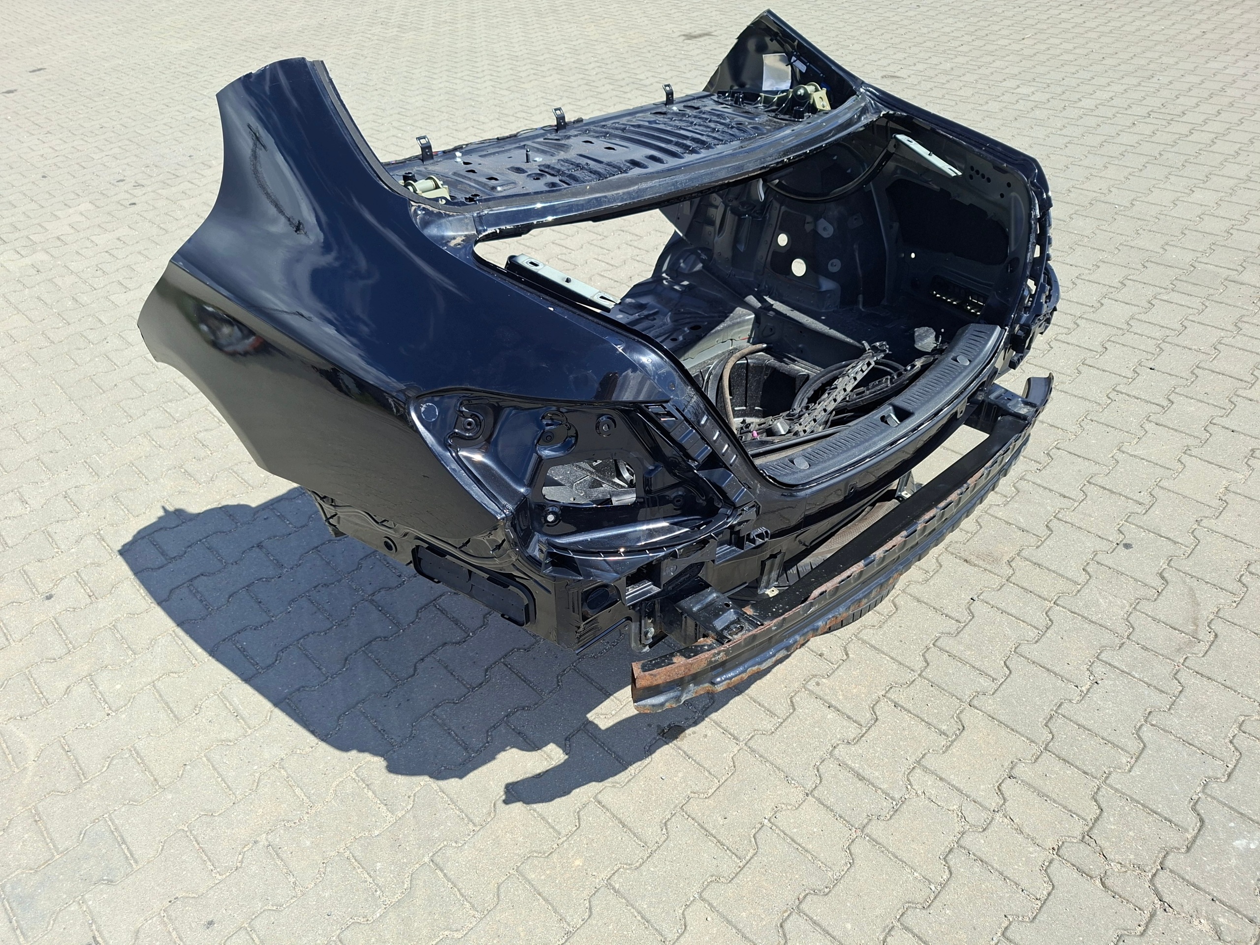 rear panel rear sump quarter sider below bumper MERCEDES E W213 sedan 197